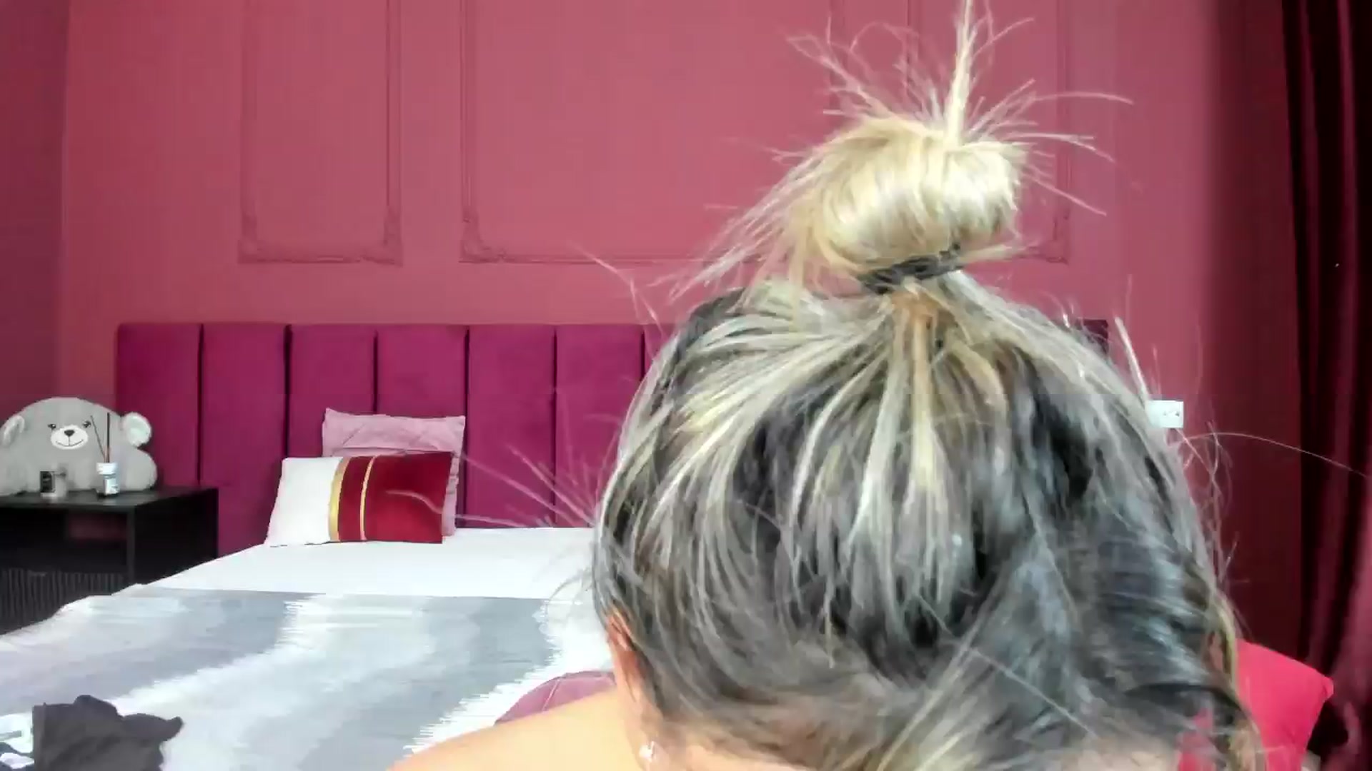 Gallery image thumbnail from Bo0ty_queen_'s myfreecams stream on, 11/28/2024, 13:38 image 7 of 20