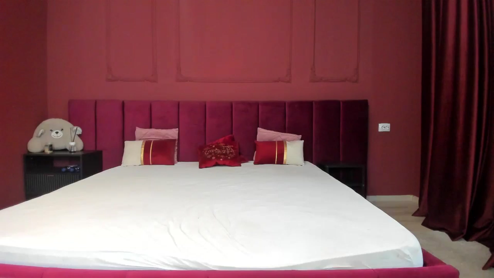 Gallery image thumbnail from Bo0ty_queen_'s myfreecams stream on, 12/02/2024, 12:09 image 15 of 20