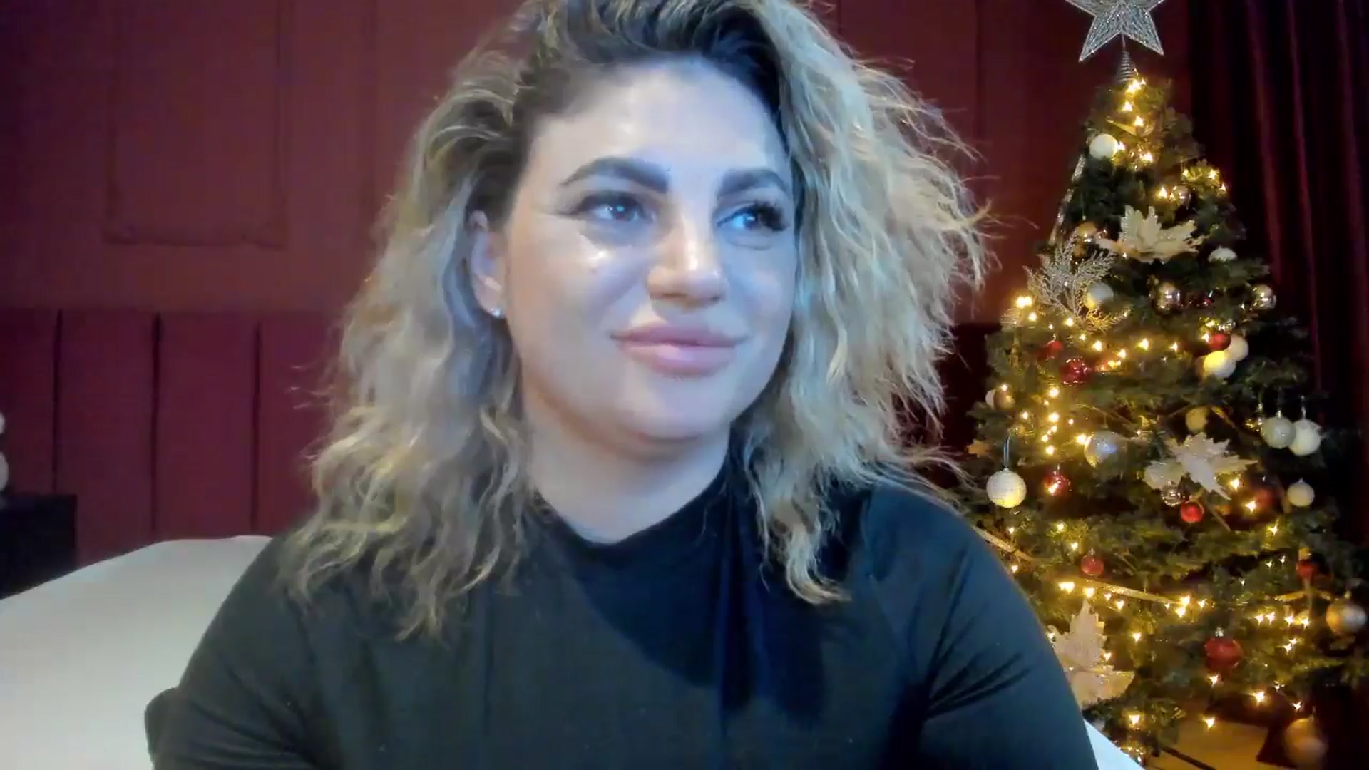 Gallery image thumbnail from Bo0ty_queen_'s myfreecams stream on, 12/08/2024, 13:08 image 14 of 20