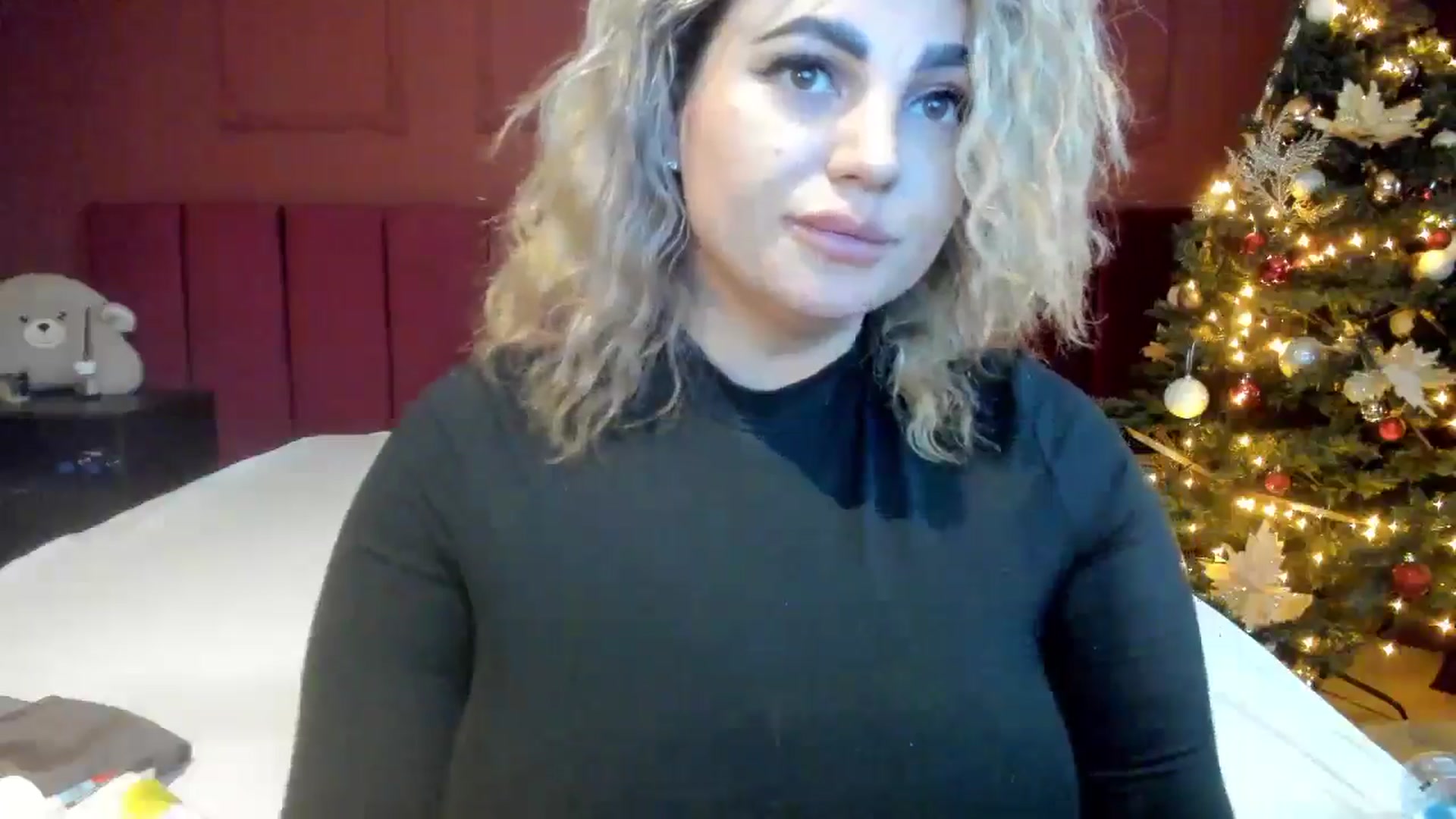 Gallery image thumbnail from Bo0ty_queen_'s myfreecams stream on, 12/08/2024, 13:08 image 11 of 20