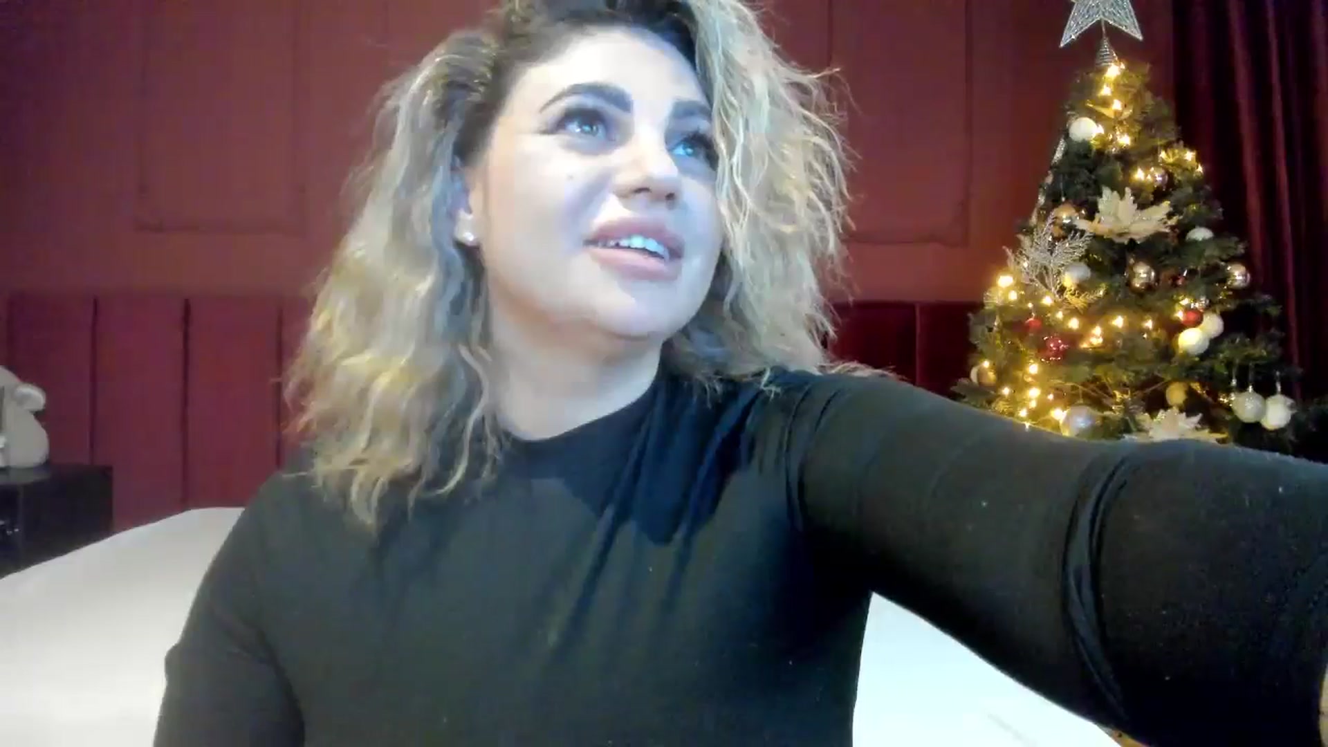 Gallery image thumbnail from Bo0ty_queen_'s myfreecams stream on, 12/08/2024, 13:08 image 18 of 20