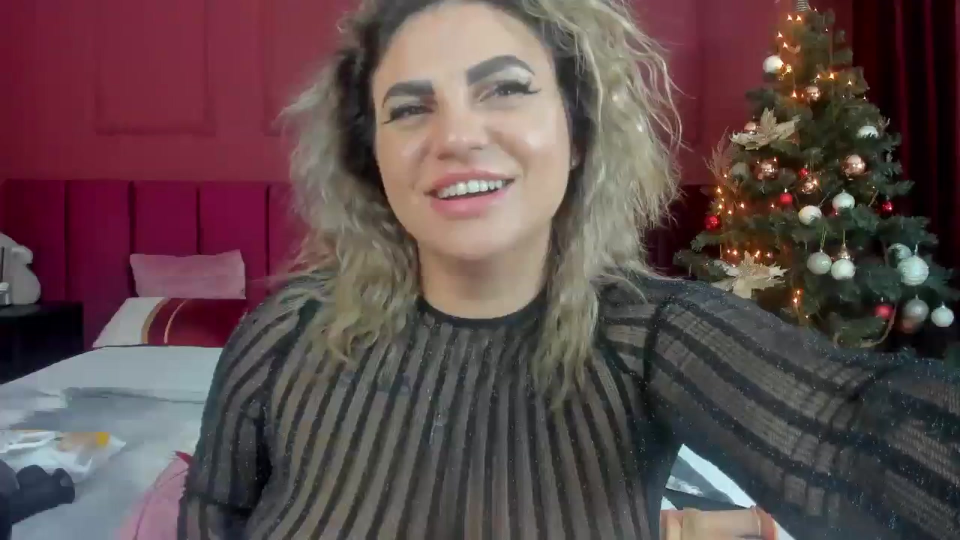 Gallery image thumbnail from Bo0ty_queen_'s myfreecams stream on, 12/31/2024, 12:35 image 6 of 20