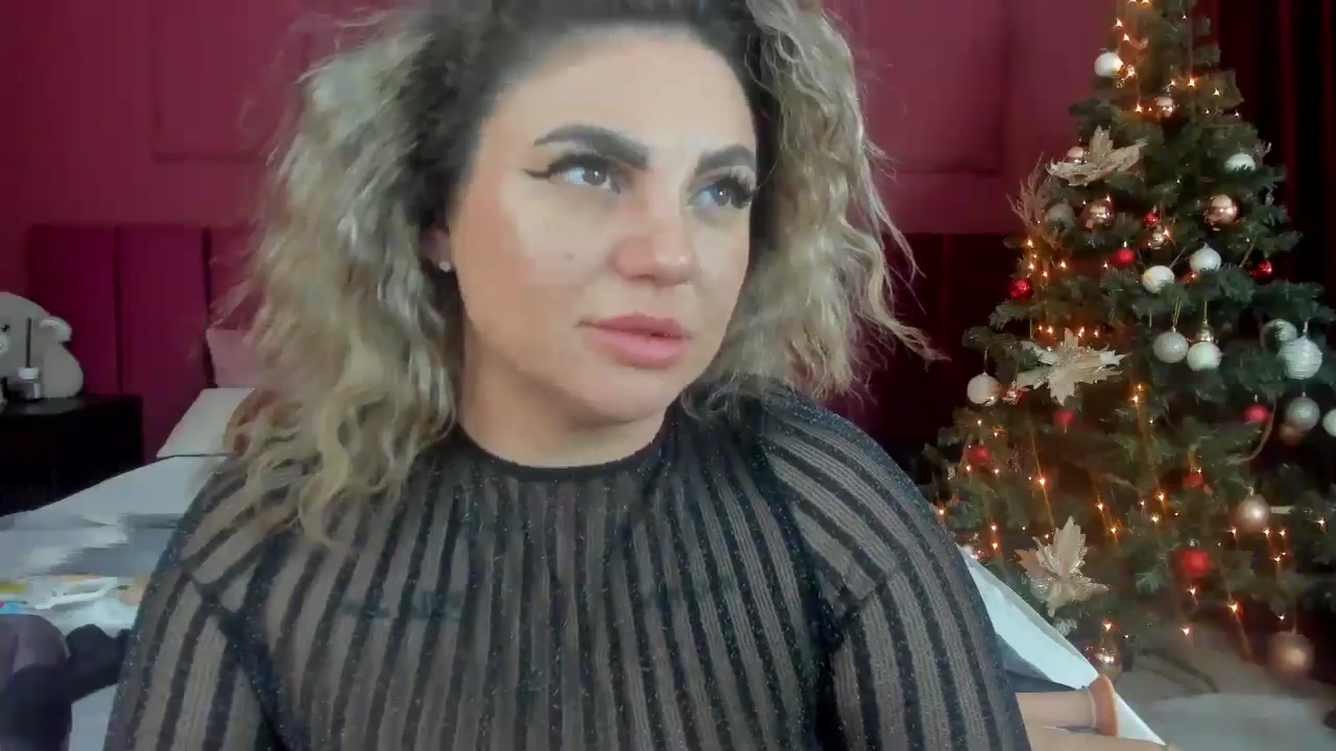 Gallery image thumbnail from Bo0ty_queen_'s myfreecams stream on, 12/31/2024, 12:35 image 12 of 20