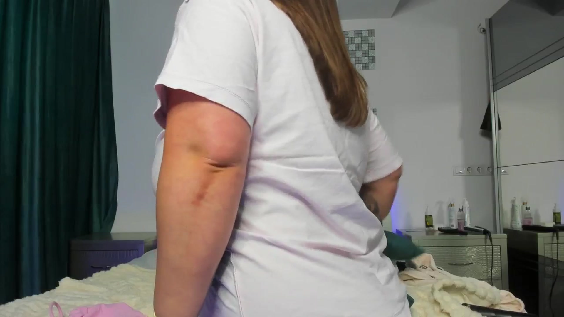 Gallery image thumbnail from Bo0ty_queen_'s myfreecams stream on, 04/29/2026, 09:51 image 16 of 20