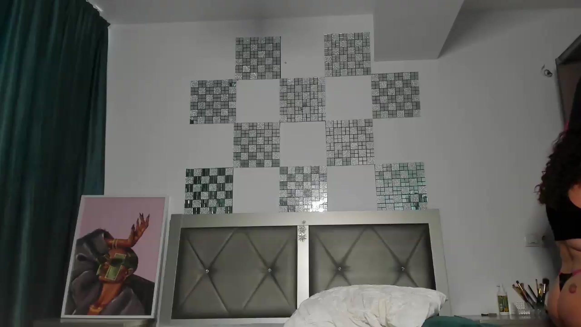 Gallery image thumbnail from Bo0ty_queen_'s myfreecams stream on, 05/12/2026, 09:34 image 9 of 20