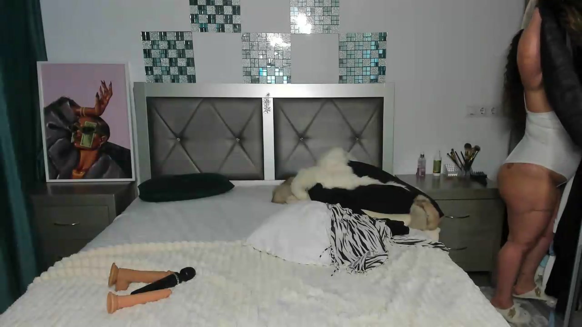 Gallery image thumbnail from Bo0ty_queen_'s myfreecams stream on, 05/13/2026, 09:50 image 4 of 20