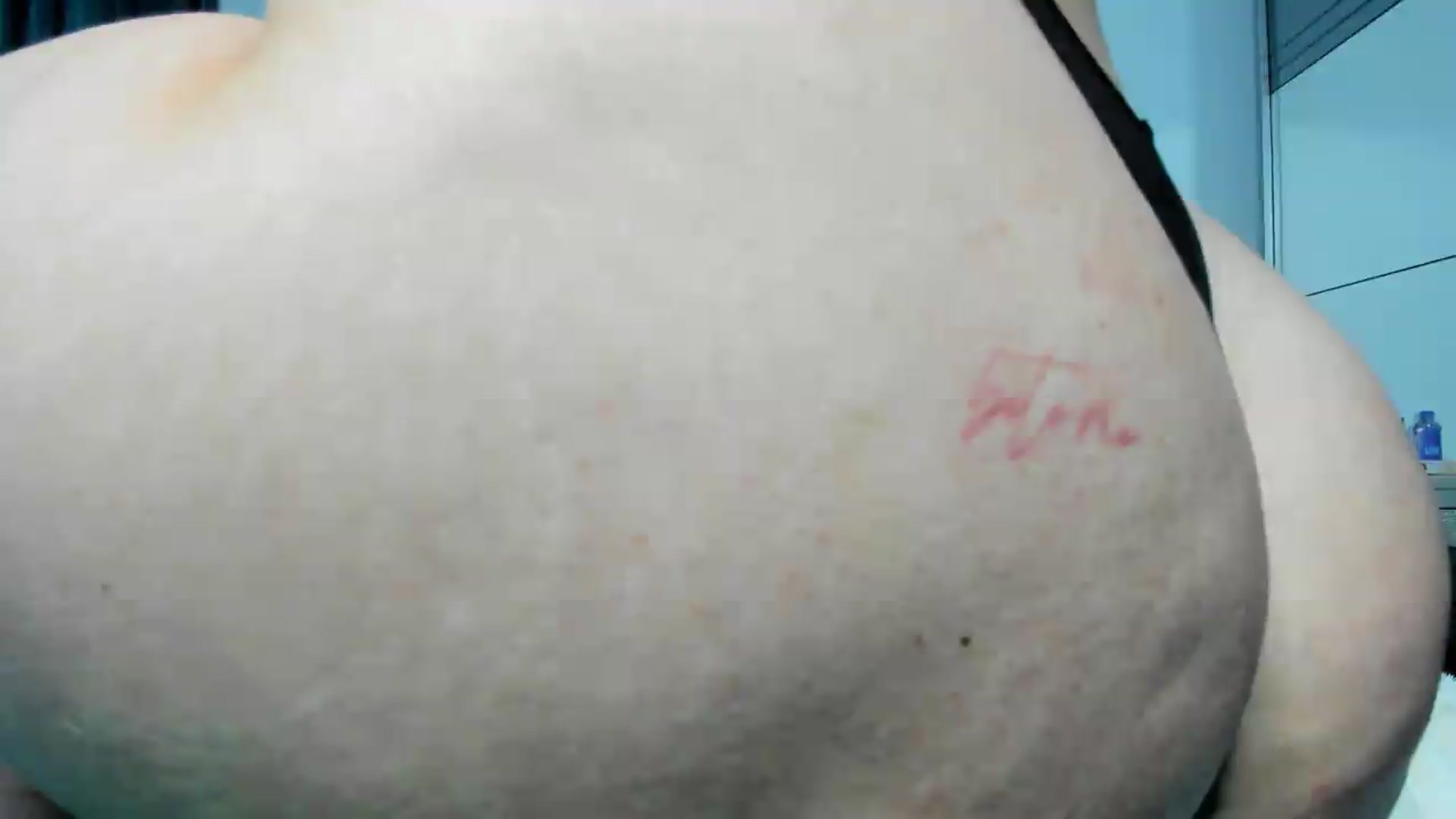 Gallery image thumbnail from Bo0ty_queen_'s myfreecams stream on, 05/15/2026, 10:22 image 14 of 20