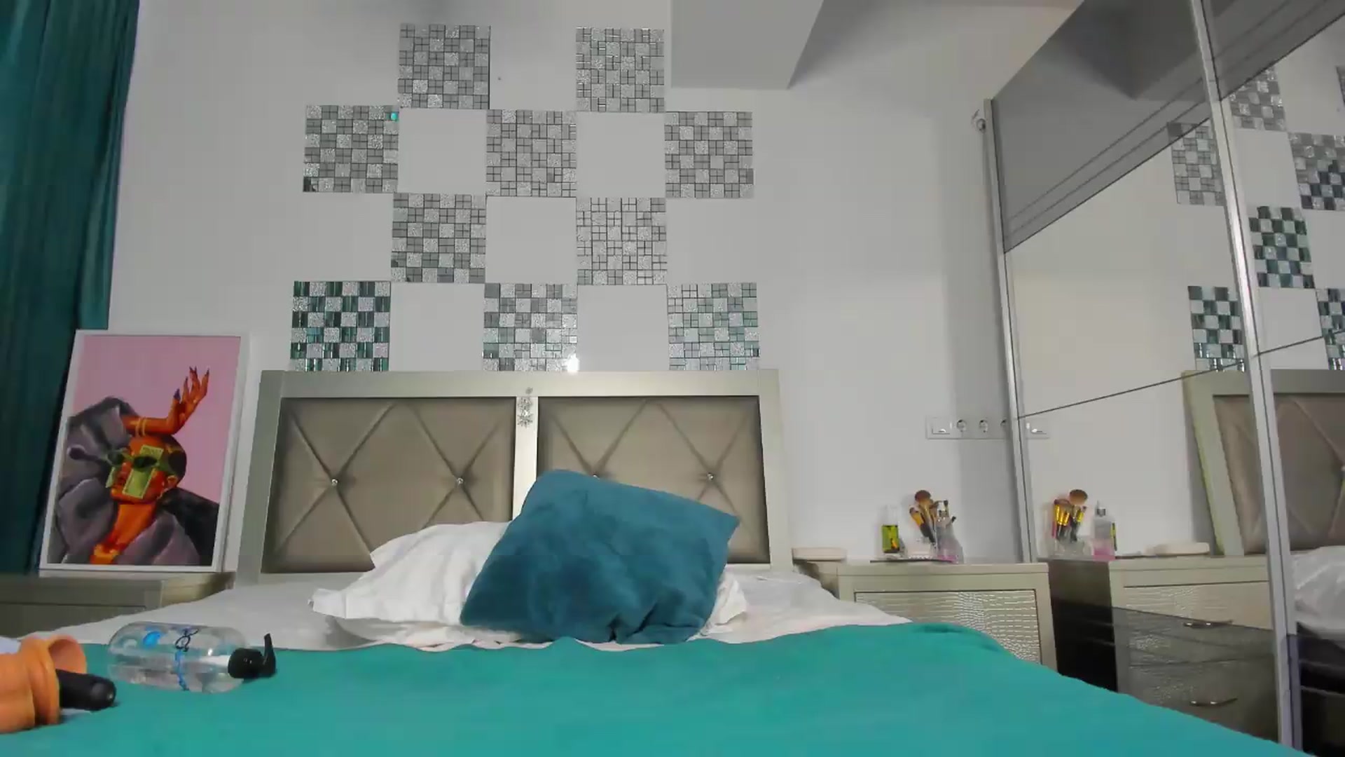 Gallery image thumbnail from Bo0ty_queen_'s myfreecams stream on, 05/25/2026, 08:38 image 18 of 20