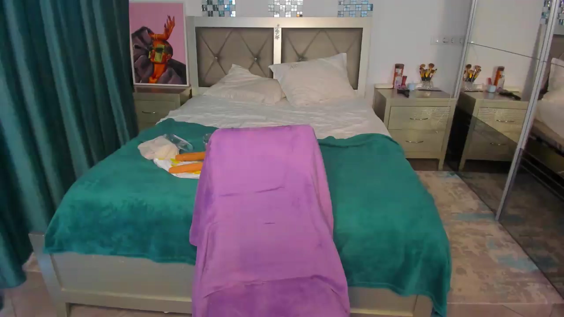 Gallery image thumbnail from Bo0ty_queen_'s myfreecams stream on, 06/16/2026, 09:20 image 13 of 20