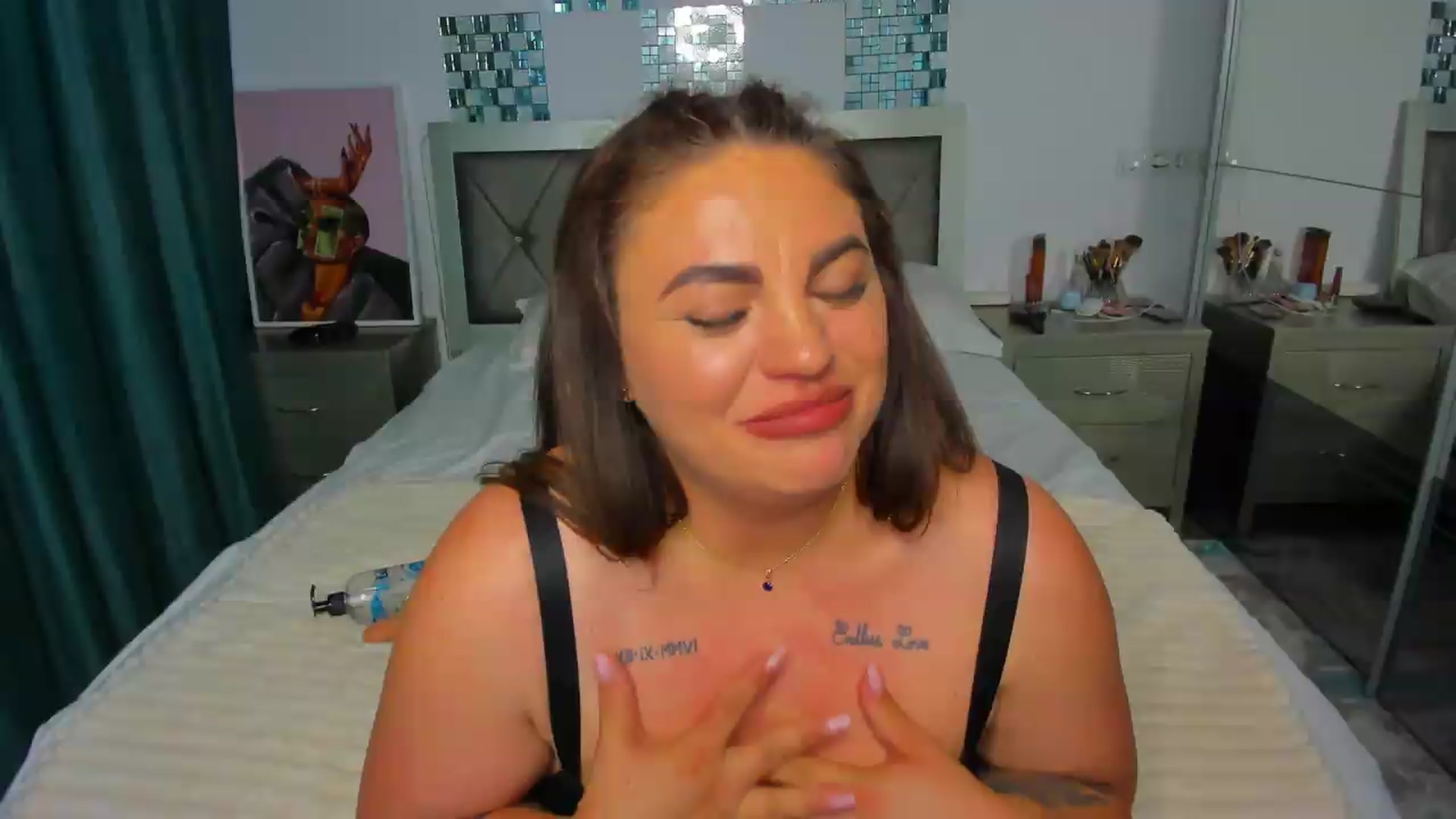 Gallery image thumbnail from Bo0ty_queen_'s myfreecams stream on, 06/25/2026, 11:56 image 14 of 20