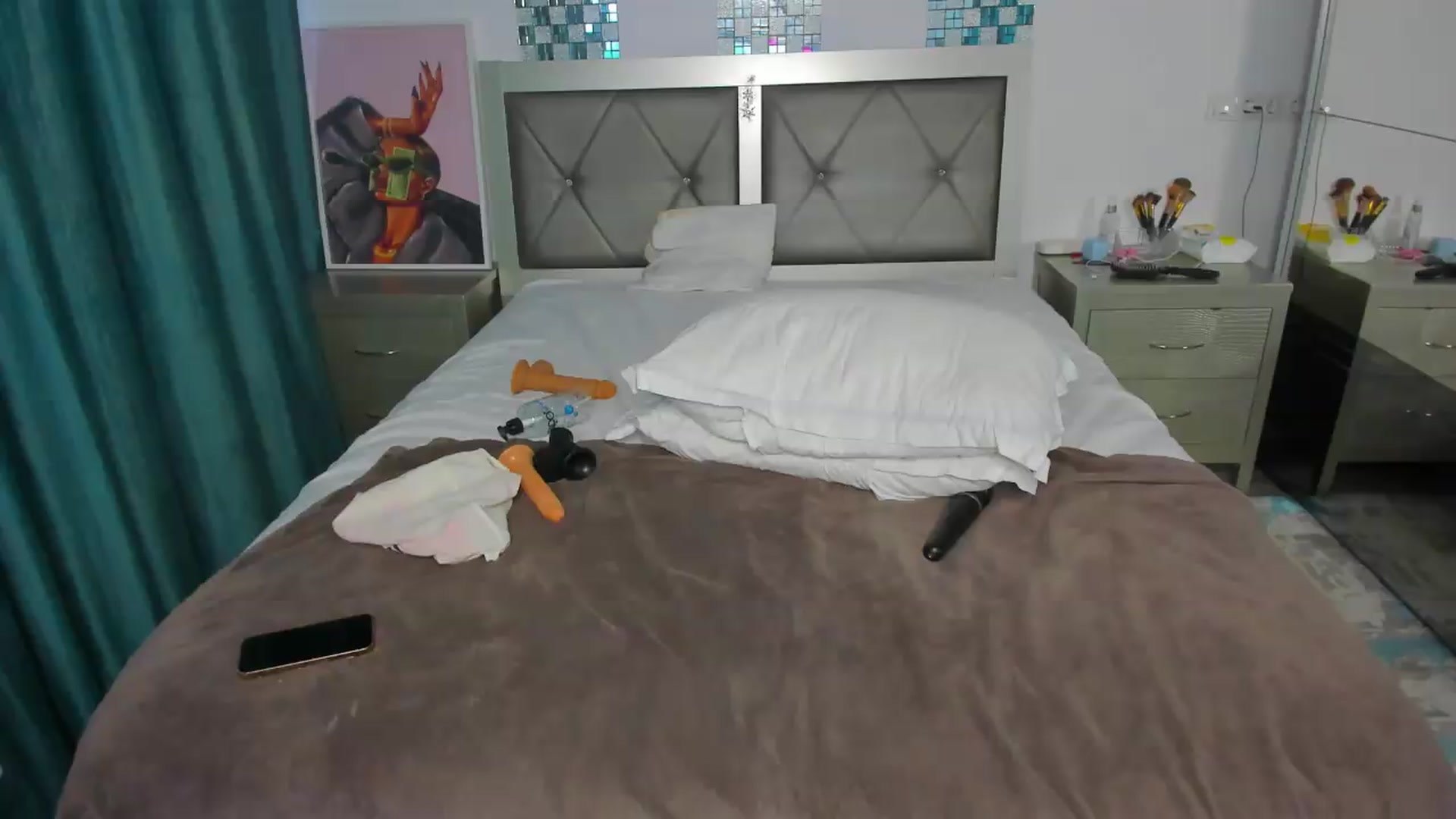 Gallery image thumbnail from Bo0ty_queen_'s myfreecams stream on, 07/28/2026, 10:39 image 17 of 20