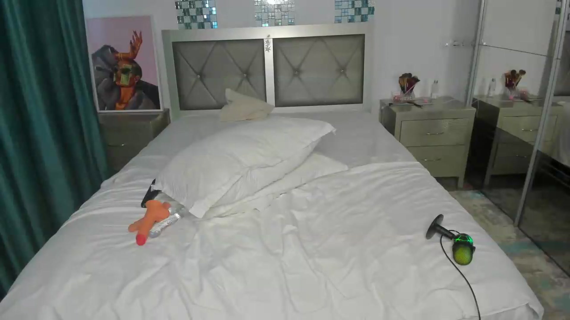 Gallery image thumbnail from Bo0ty_queen_'s myfreecams stream on, 08/15/2026, 12:57 image 7 of 20