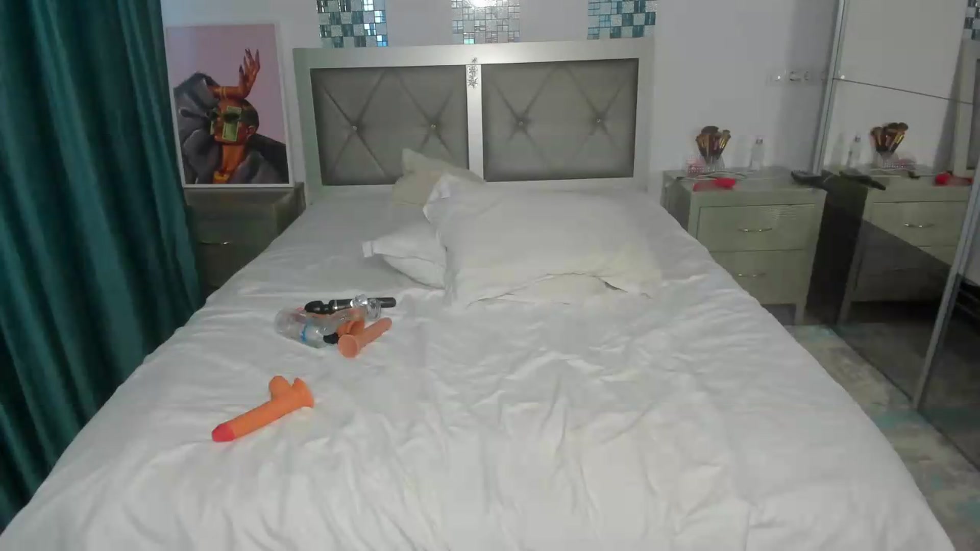 Gallery image thumbnail from Bo0ty_queen_'s myfreecams stream on, 08/19/2026, 13:27 image 13 of 20