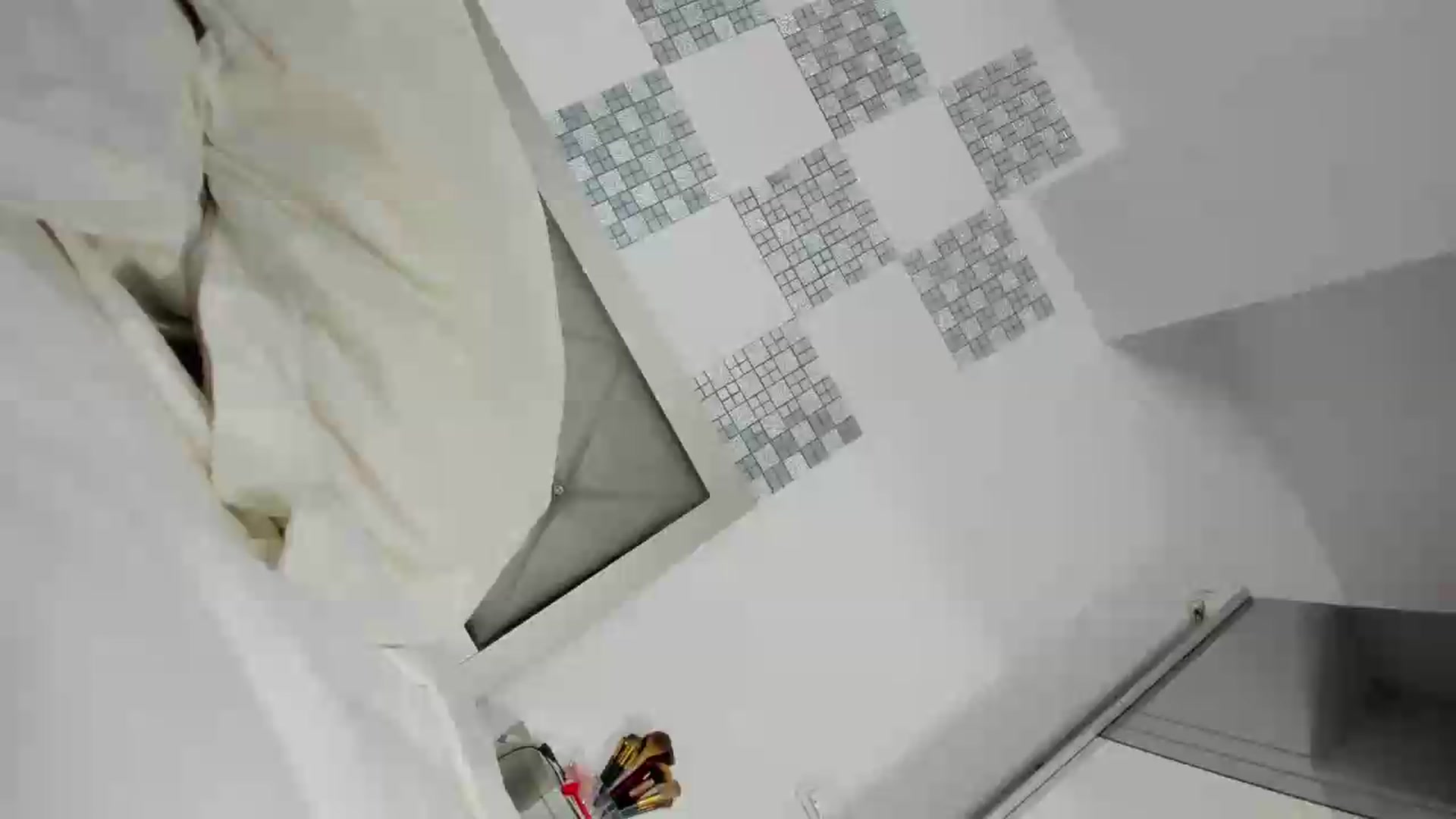 Gallery image thumbnail from Bo0ty_queen_'s myfreecams stream on, 08/19/2026, 13:27 image 1 of 20