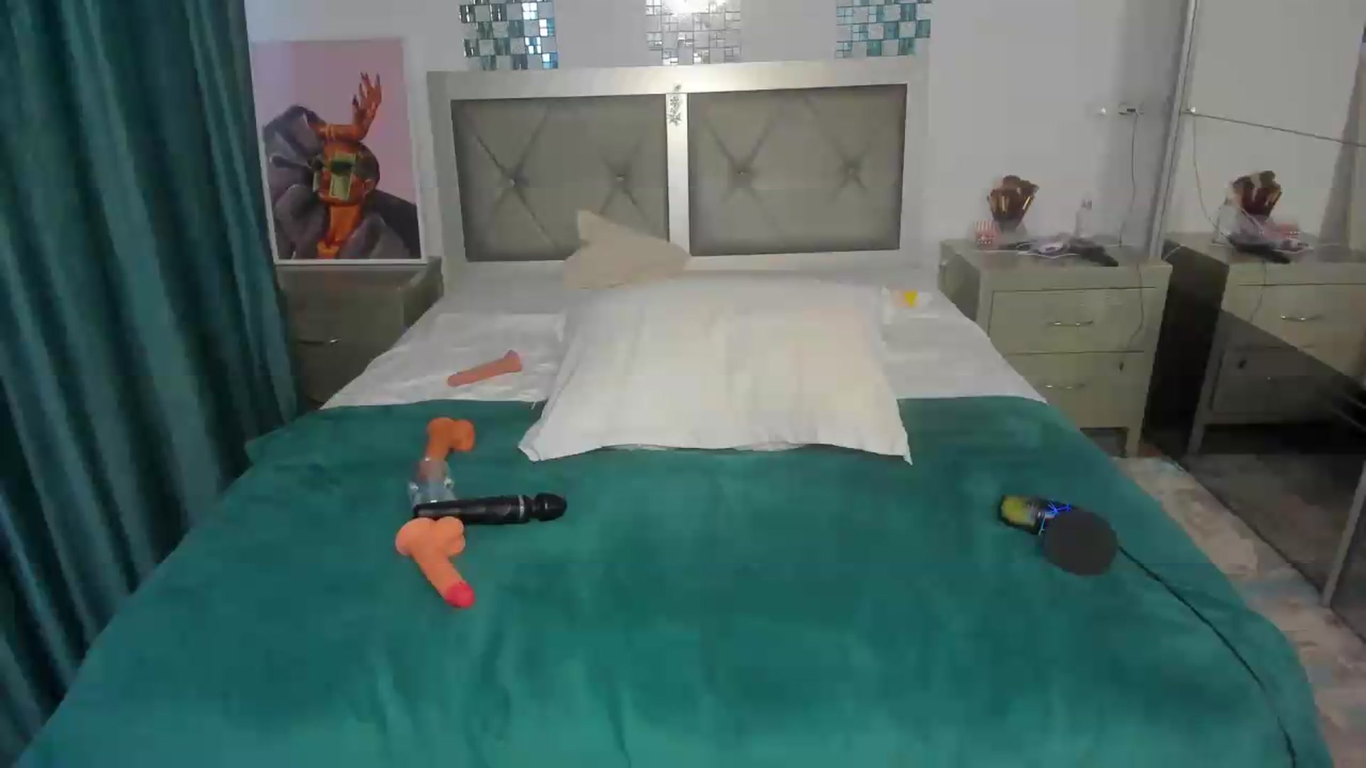 Gallery image thumbnail from Bo0ty_queen_'s myfreecams stream on, 08/20/2026, 11:21 image 10 of 20