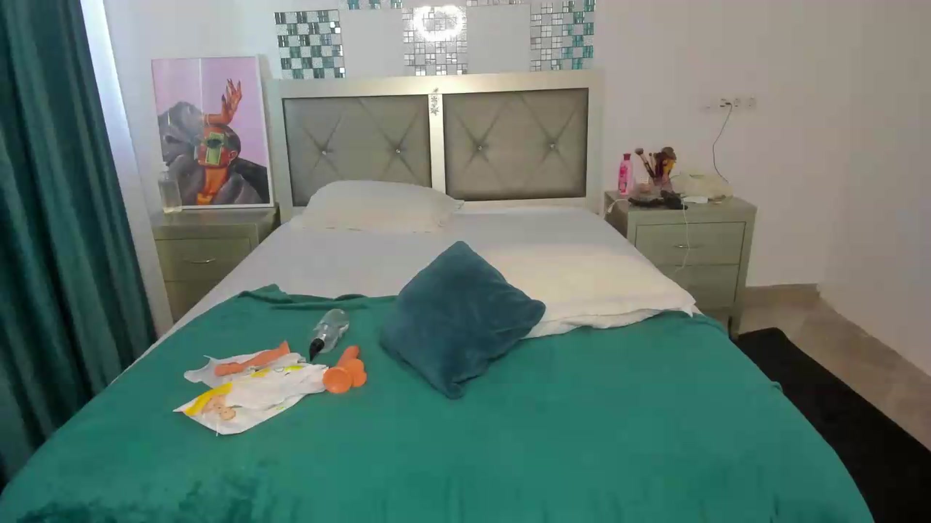 Gallery image thumbnail from Bo0ty_queen_'s myfreecams stream on, 09/14/2026, 11:29 image 7 of 20