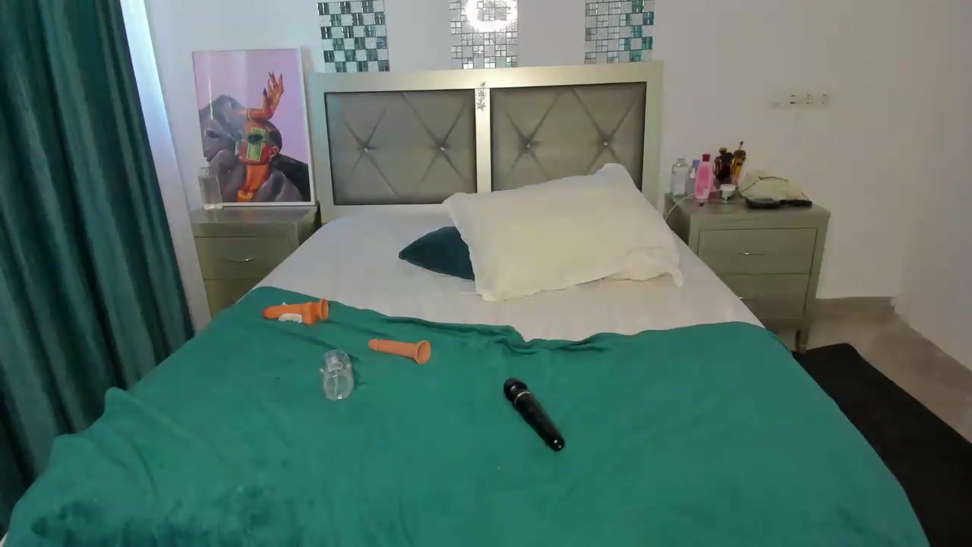 Gallery image thumbnail from Bo0ty_queen_'s myfreecams stream on, 09/16/2026, 11:53 image 19 of 20