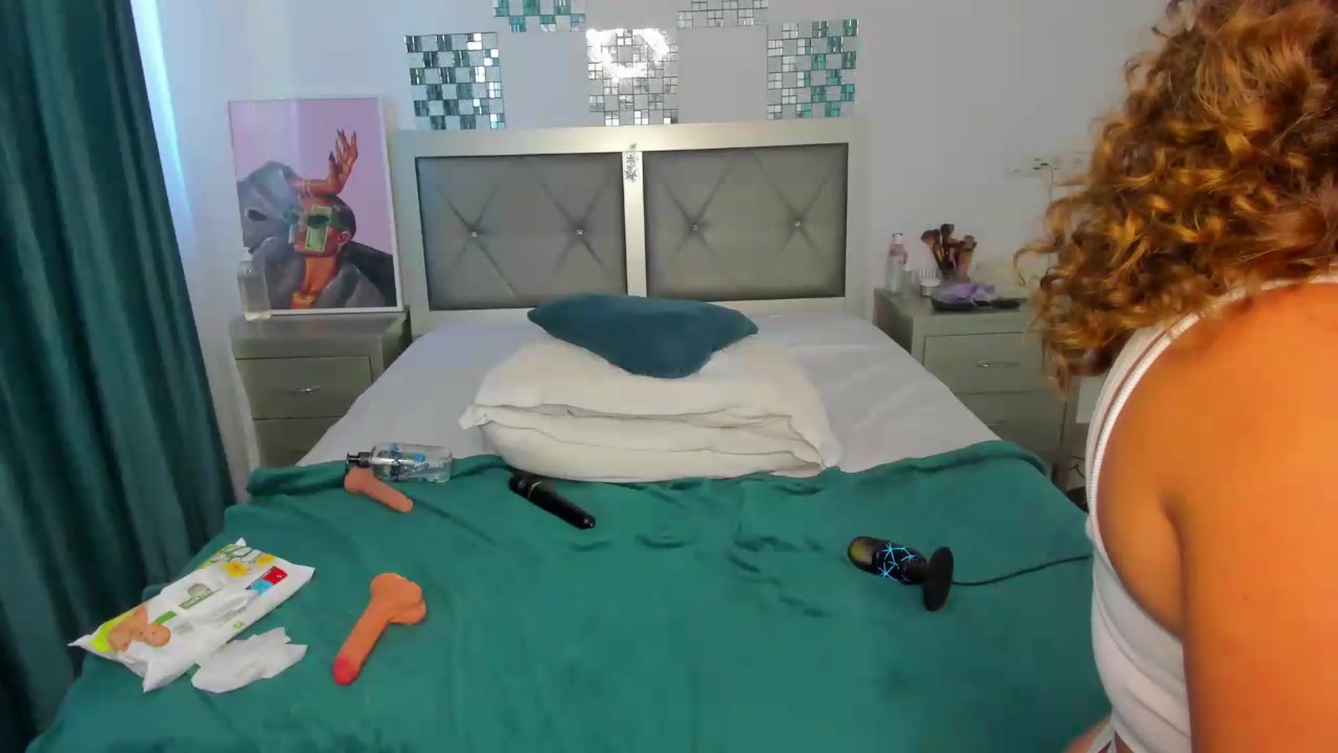 Gallery image thumbnail from Bo0ty_queen_'s myfreecams stream on, 09/22/2026, 08:45 image 17 of 20