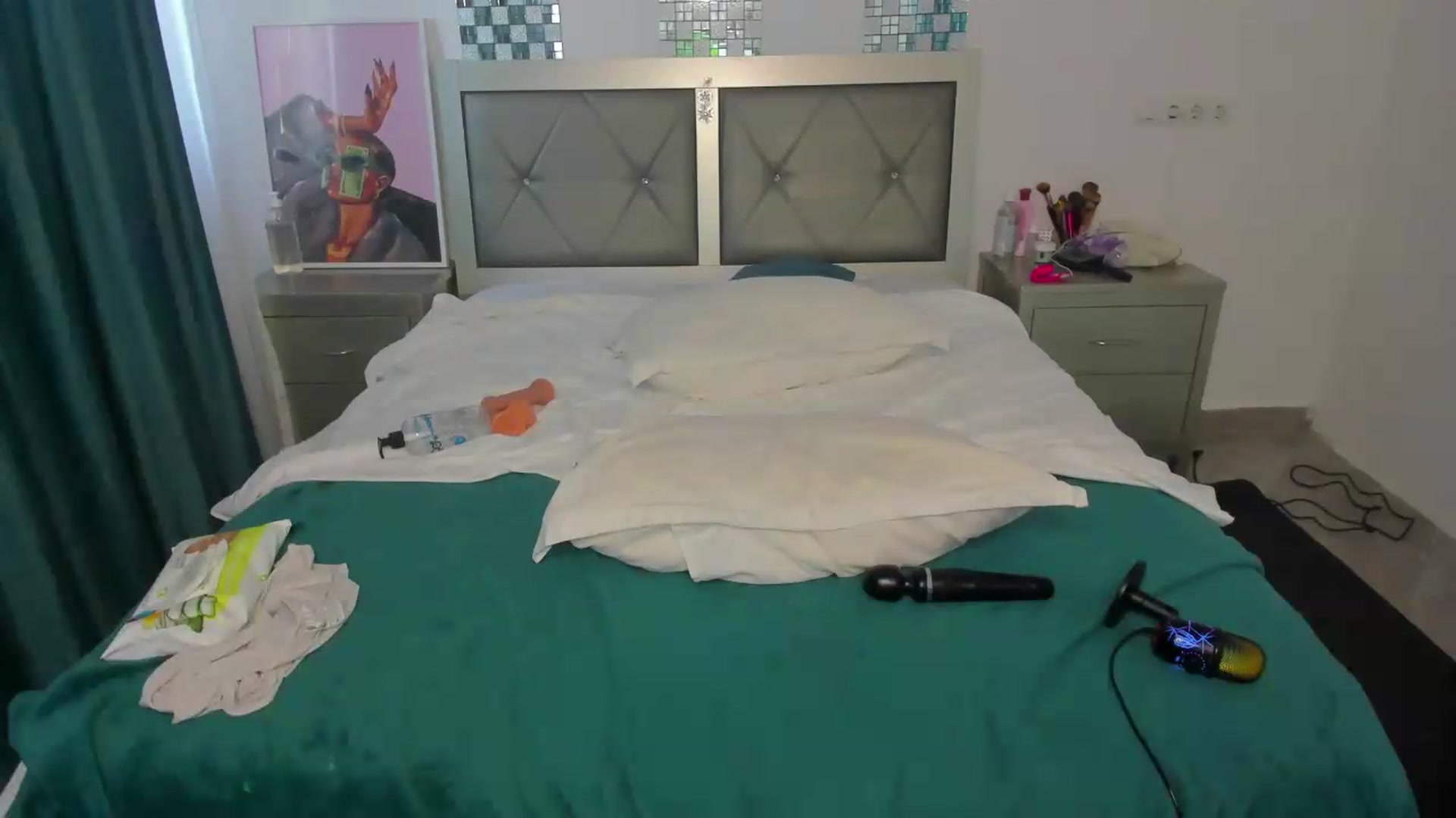 Gallery image thumbnail from Bo0ty_queen_'s myfreecams stream on, 09/23/2026, 10:10 image 17 of 20