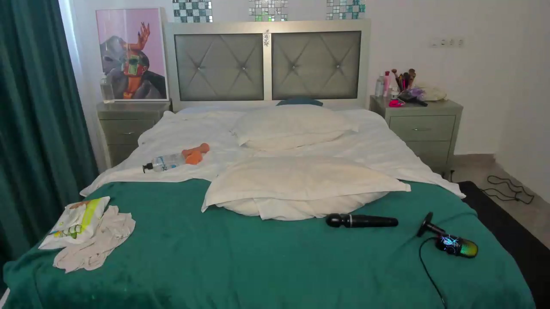 Gallery image thumbnail from Bo0ty_queen_'s myfreecams stream on, 09/23/2026, 10:10 image 16 of 20