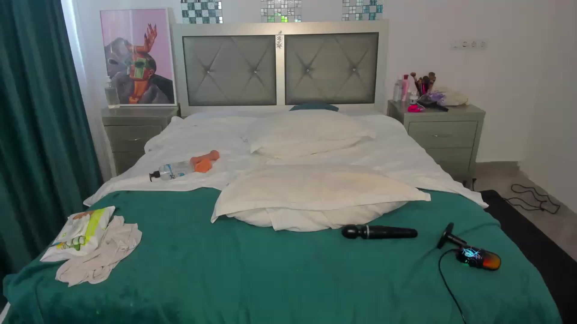 Gallery image thumbnail from Bo0ty_queen_'s myfreecams stream on, 09/23/2026, 10:10 image 4 of 20