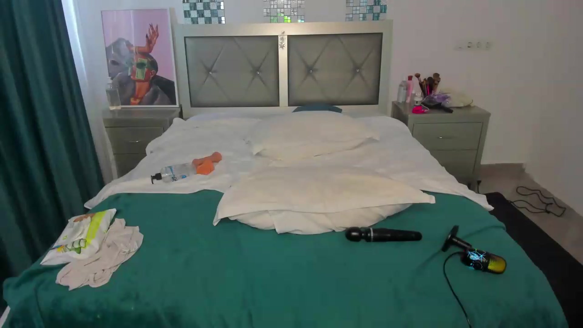 Gallery image thumbnail from Bo0ty_queen_'s myfreecams stream on, 09/23/2026, 10:10 image 7 of 20