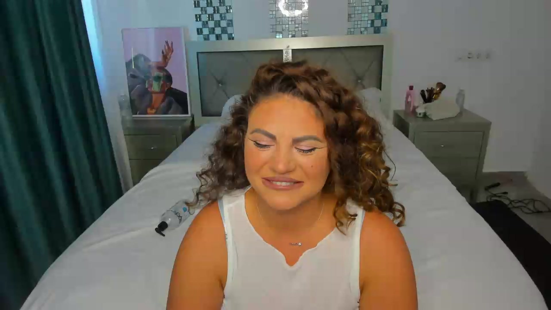 Gallery image thumbnail from Bo0ty_queen_'s myfreecams stream on, 09/24/2026, 10:55 image 17 of 20