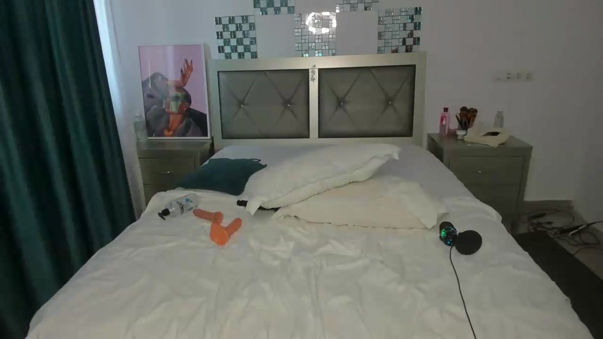Gallery image thumbnail from Bo0ty_queen_'s myfreecams stream on, 09/26/2026, 13:15 image 13 of 20