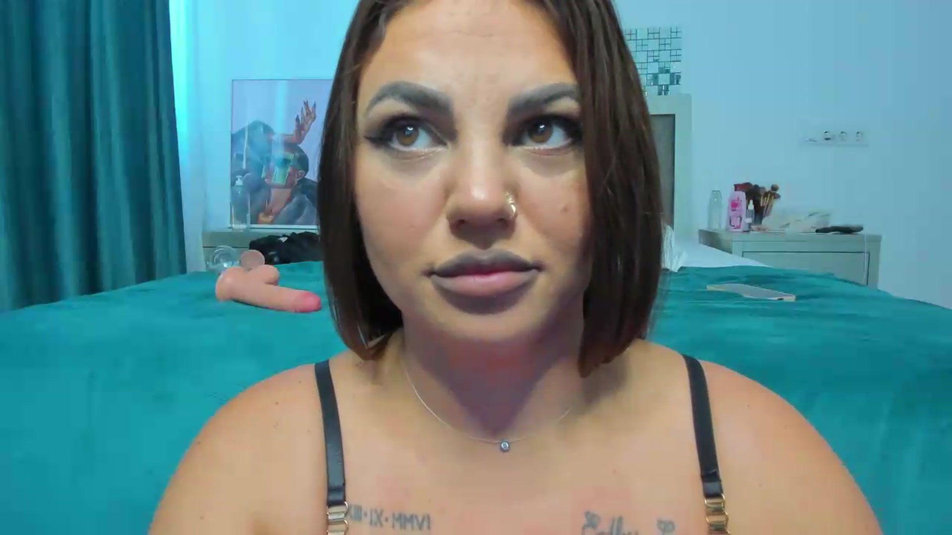 Gallery image thumbnail from Bo0ty_queen_'s myfreecams stream on, 09/30/2026, 08:03 image 14 of 20