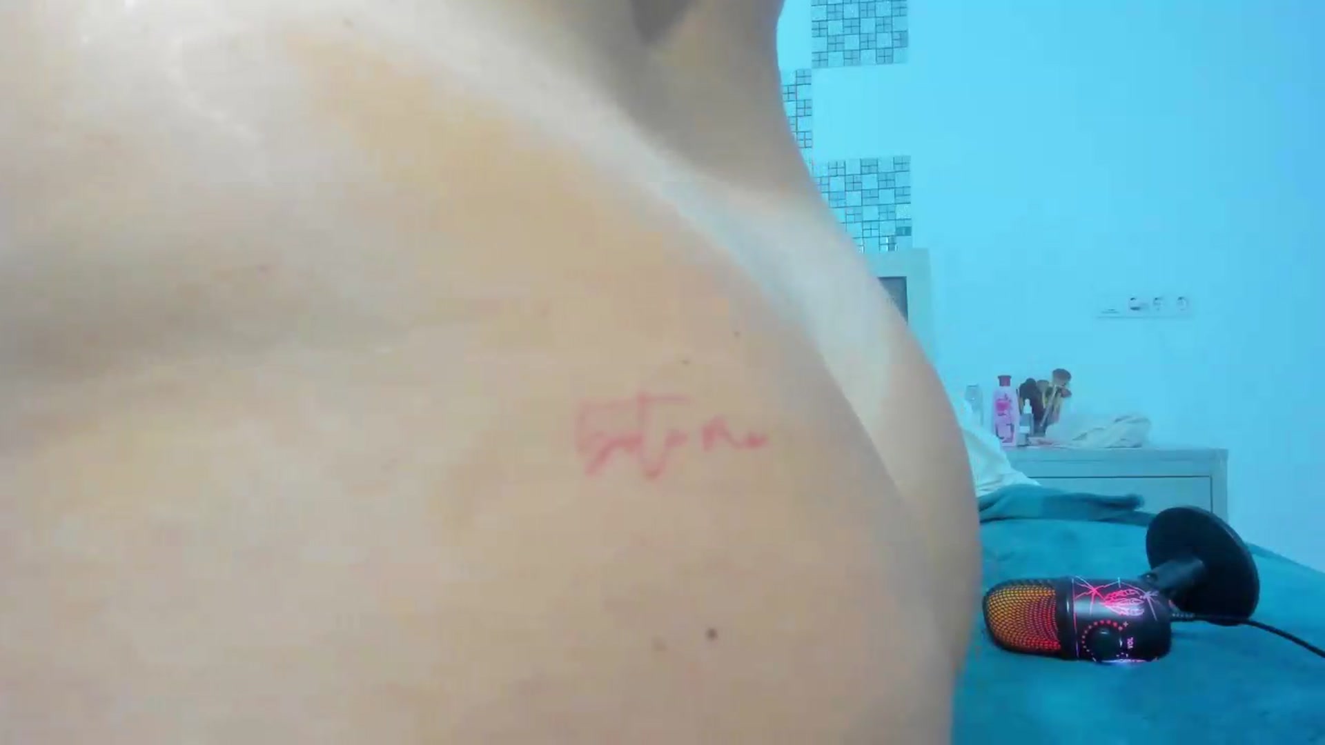 Gallery image thumbnail from Bo0ty_queen_'s myfreecams stream on, 09/30/2026, 11:47 image 19 of 20