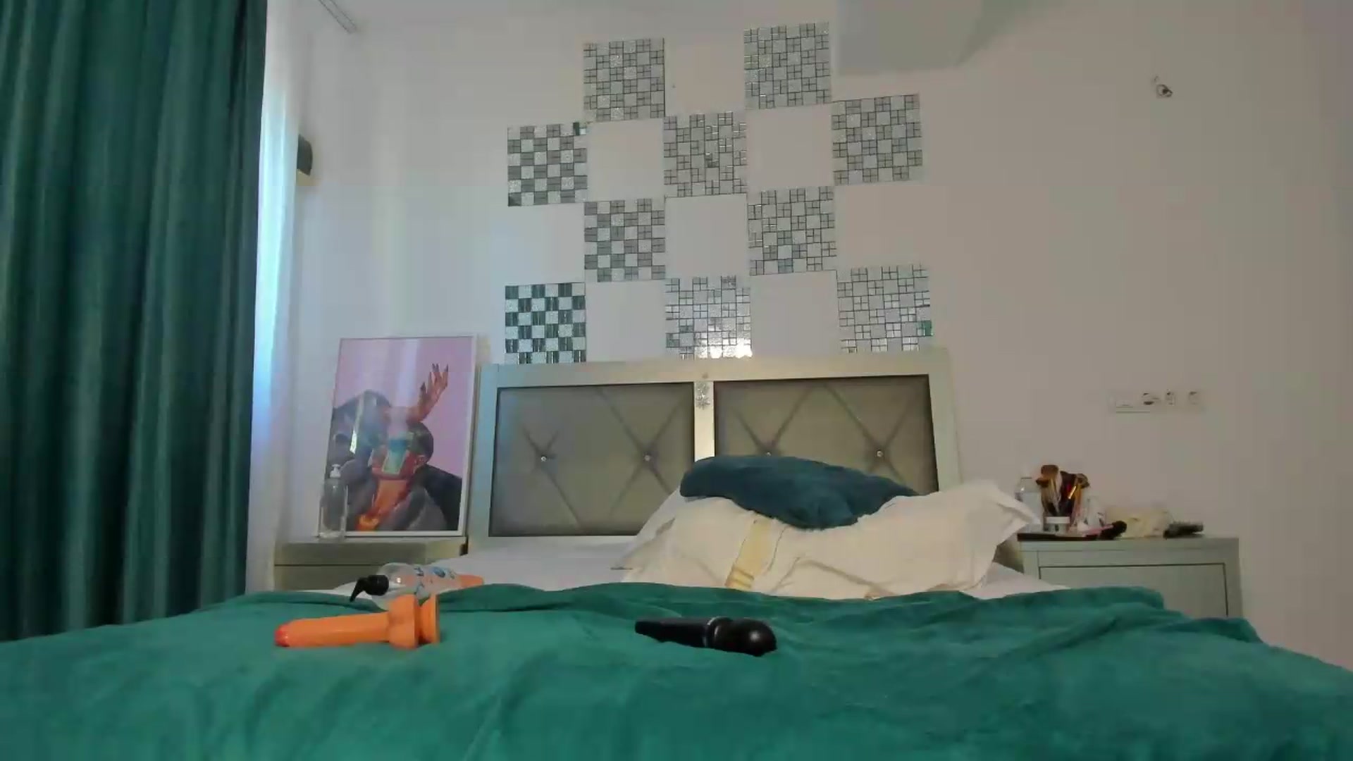 Gallery image thumbnail from Bo0ty_queen_'s myfreecams stream on, 10/01/2026, 10:53 image 6 of 20