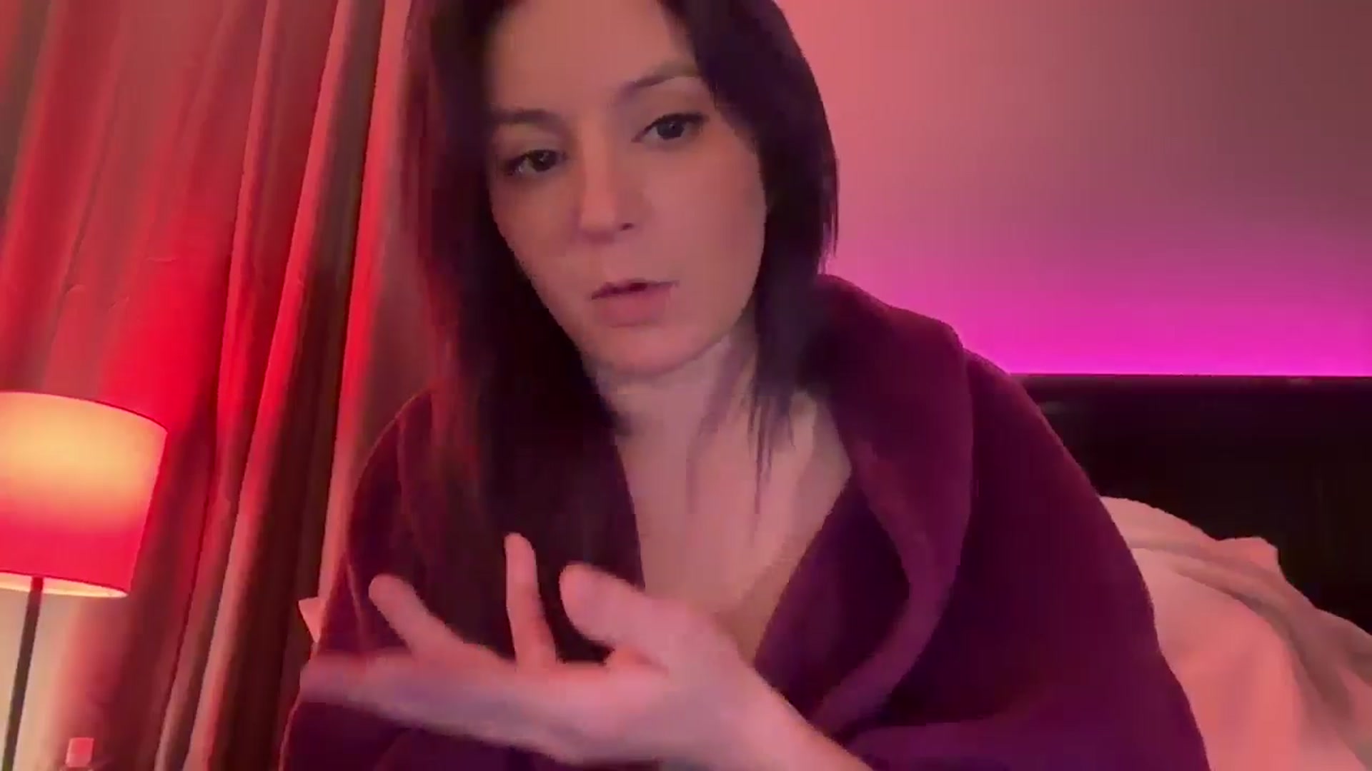 Gallery image thumbnail from BobbaFapp's myfreecams stream on, 09/25/2024, 06:34 image 15 of 20
