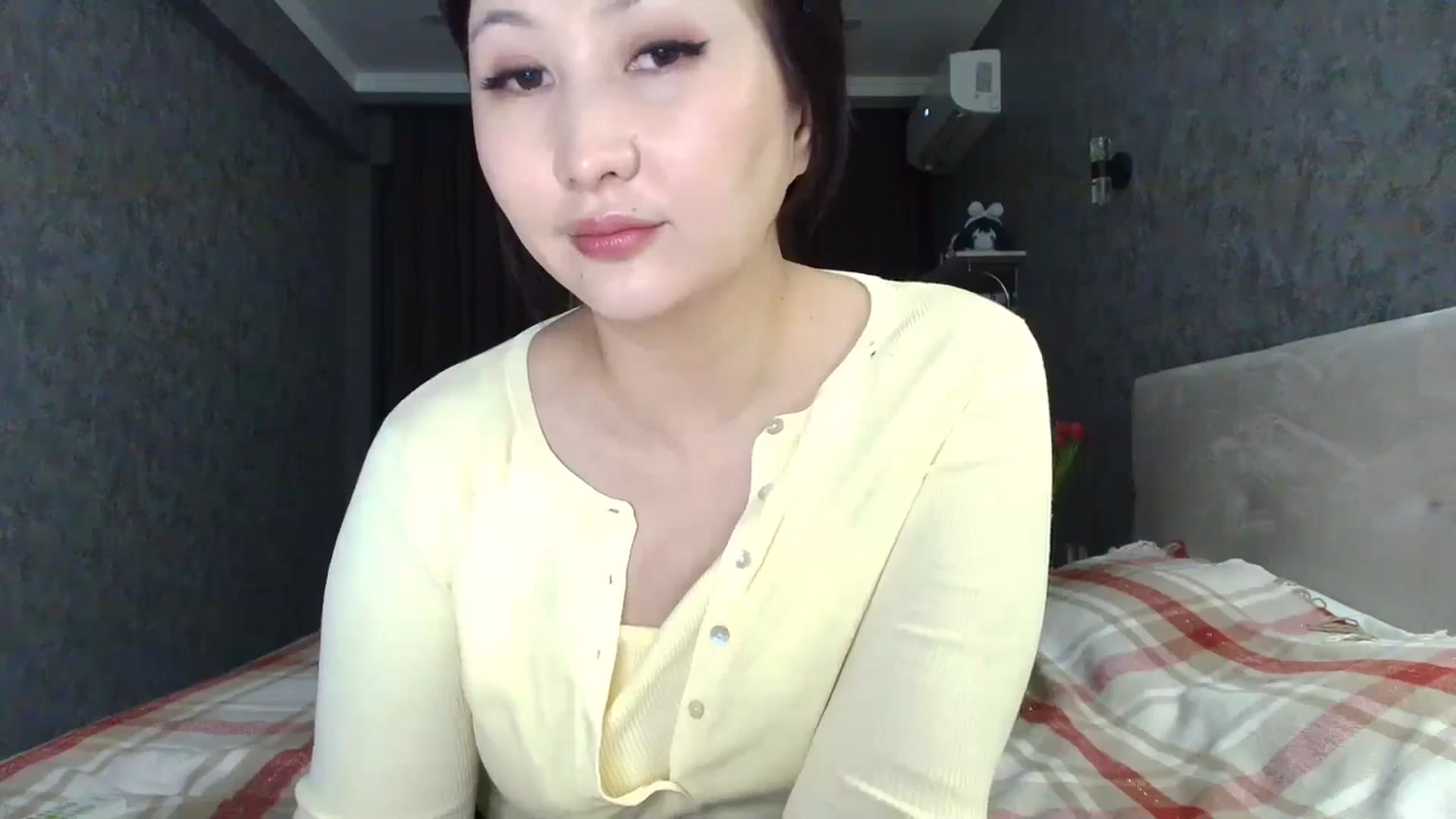 Gallery image thumbnail from BombDevil's myfreecams stream on, 03/22/2026, 16:01 image 14 of 20