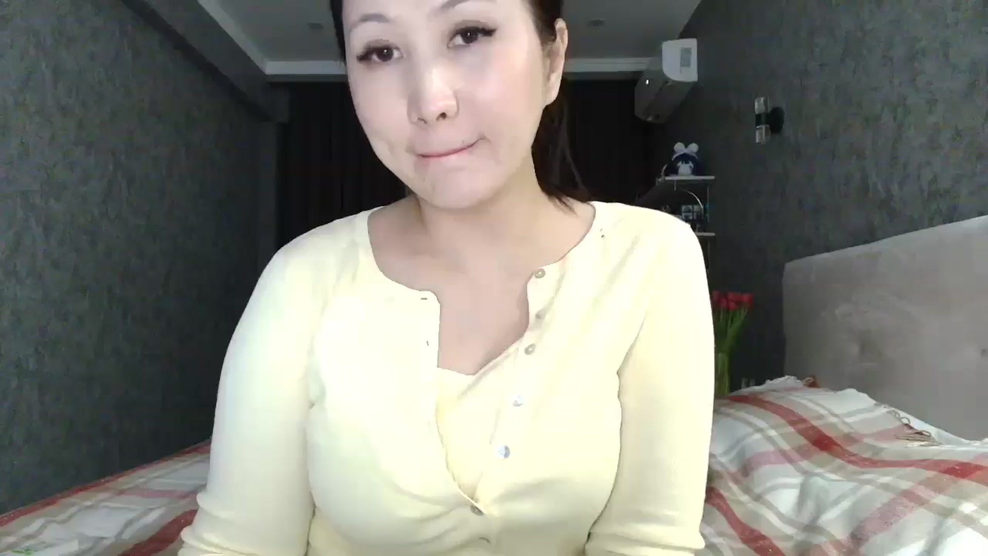 Gallery image thumbnail from BombDevil's myfreecams stream on, 03/22/2026, 17:17 image 9 of 20