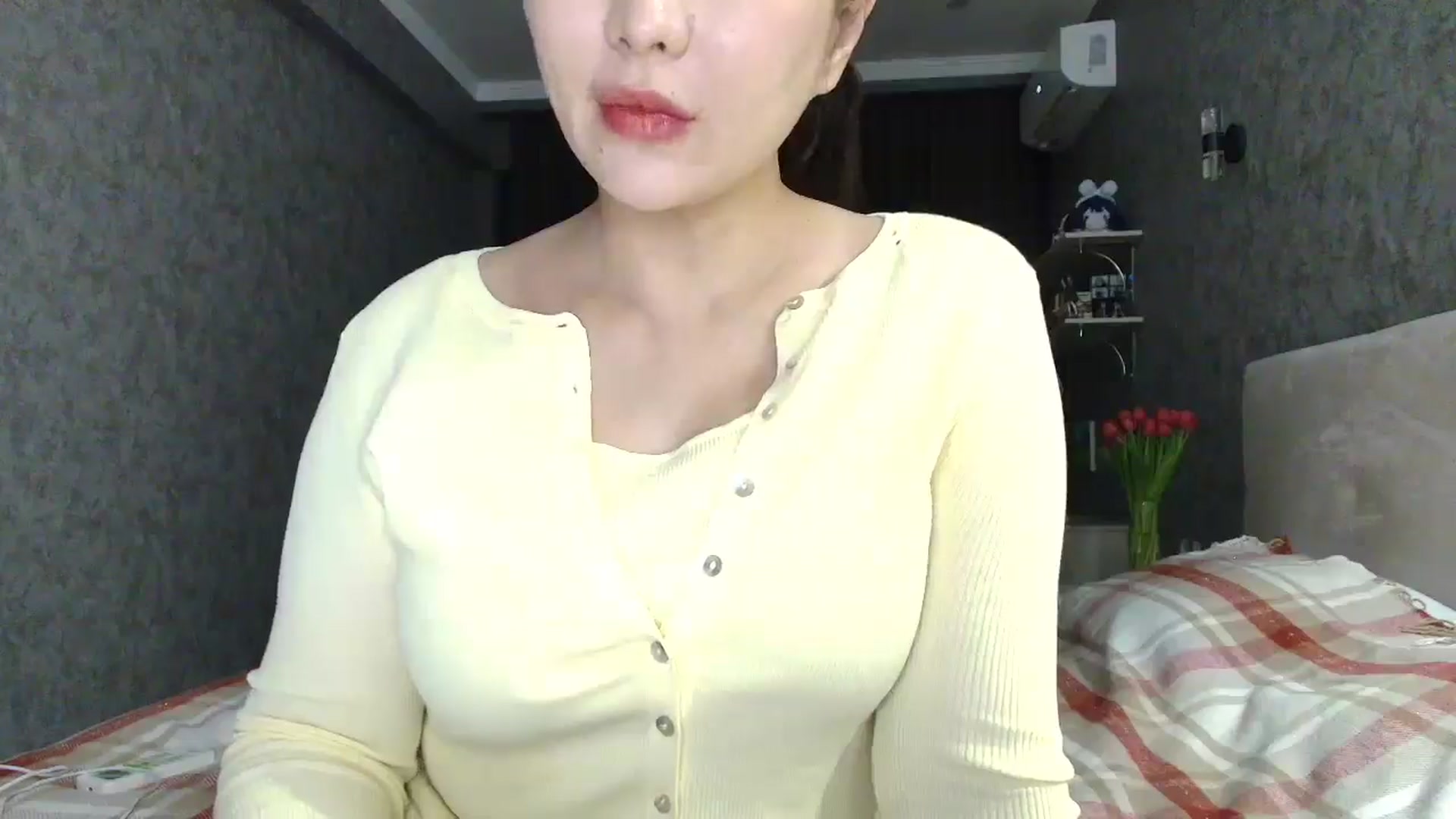 Gallery image thumbnail from BombDevil's myfreecams stream on, 03/22/2026, 17:17 image 14 of 20