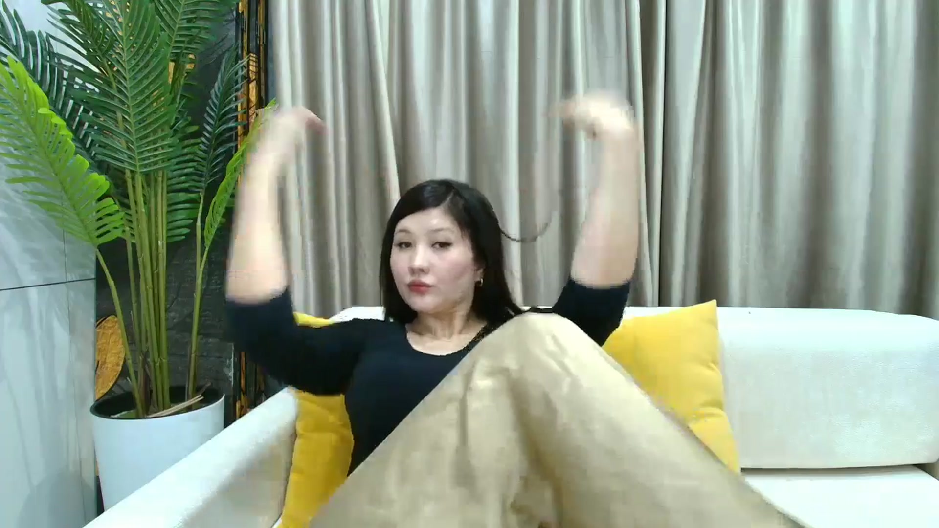 Gallery image thumbnail from BombDevil's myfreecams stream on, 04/12/2026, 18:31 image 20 of 20