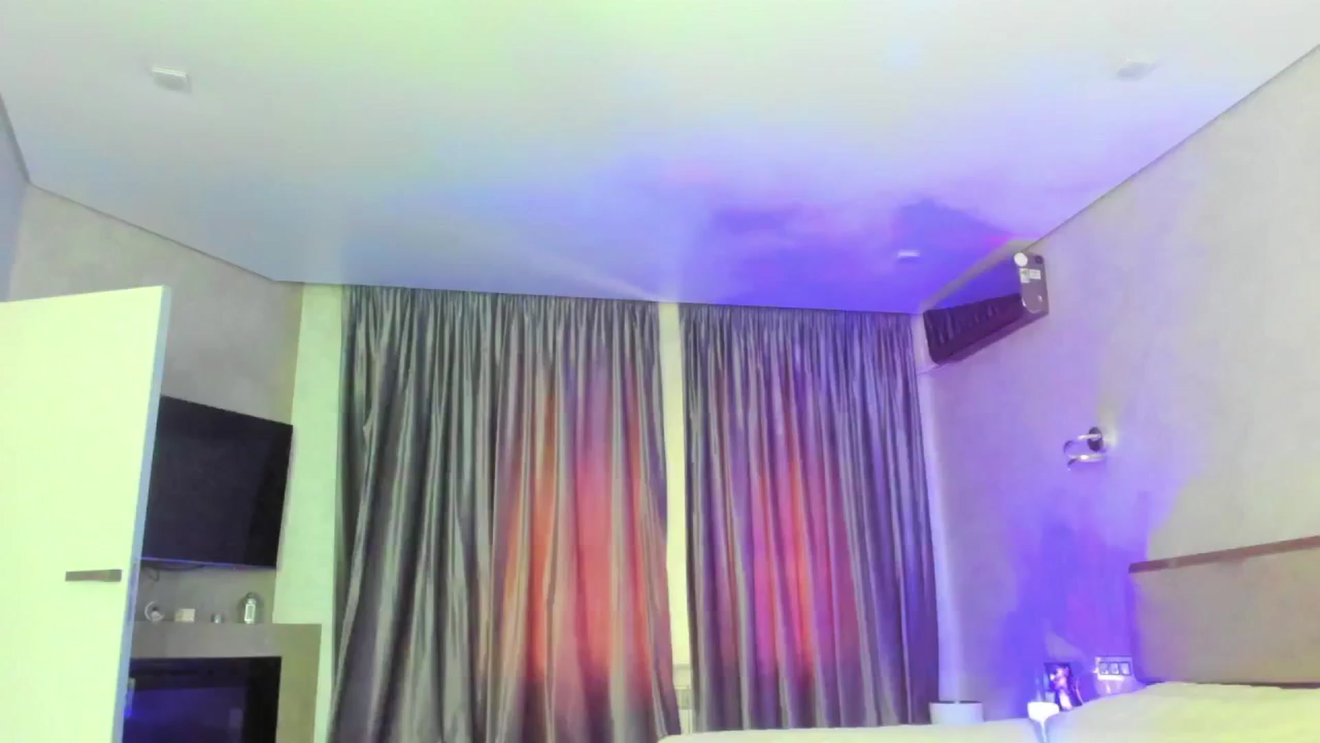 Gallery image thumbnail from BombK_'s myfreecams stream on, 05/17/2025, 12:01 image 16 of 20