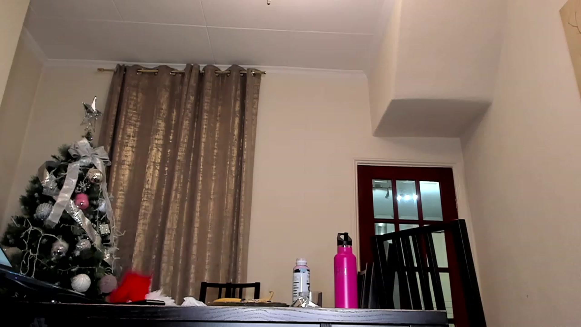 Gallery image thumbnail from Bomb_Ass's myfreecams stream on, 01/08/2023, 17:07 image 8 of 20