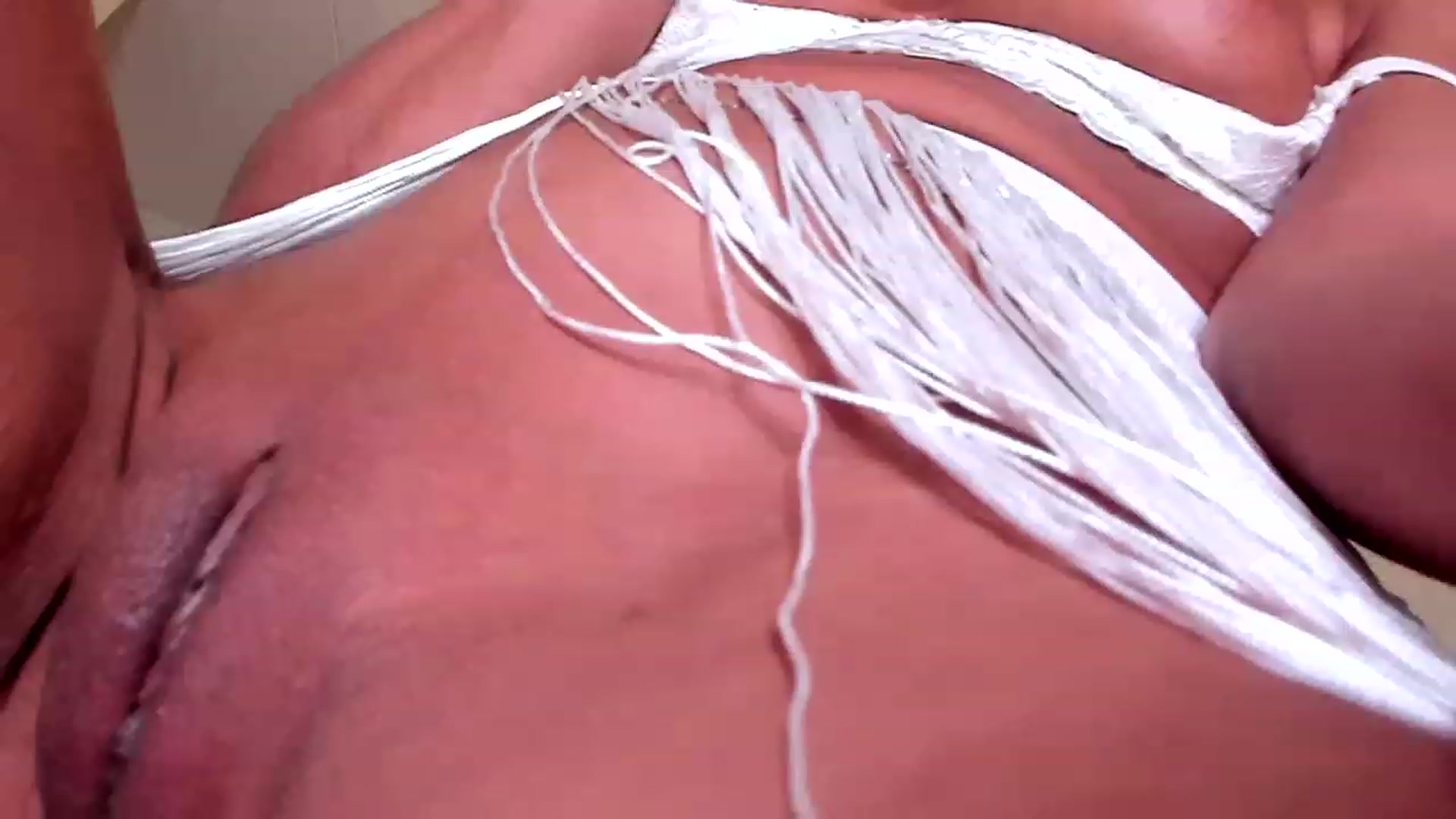Gallery image thumbnail from Bomb_Ass's myfreecams stream on, 02/05/2023, 22:33 image 10 of 20