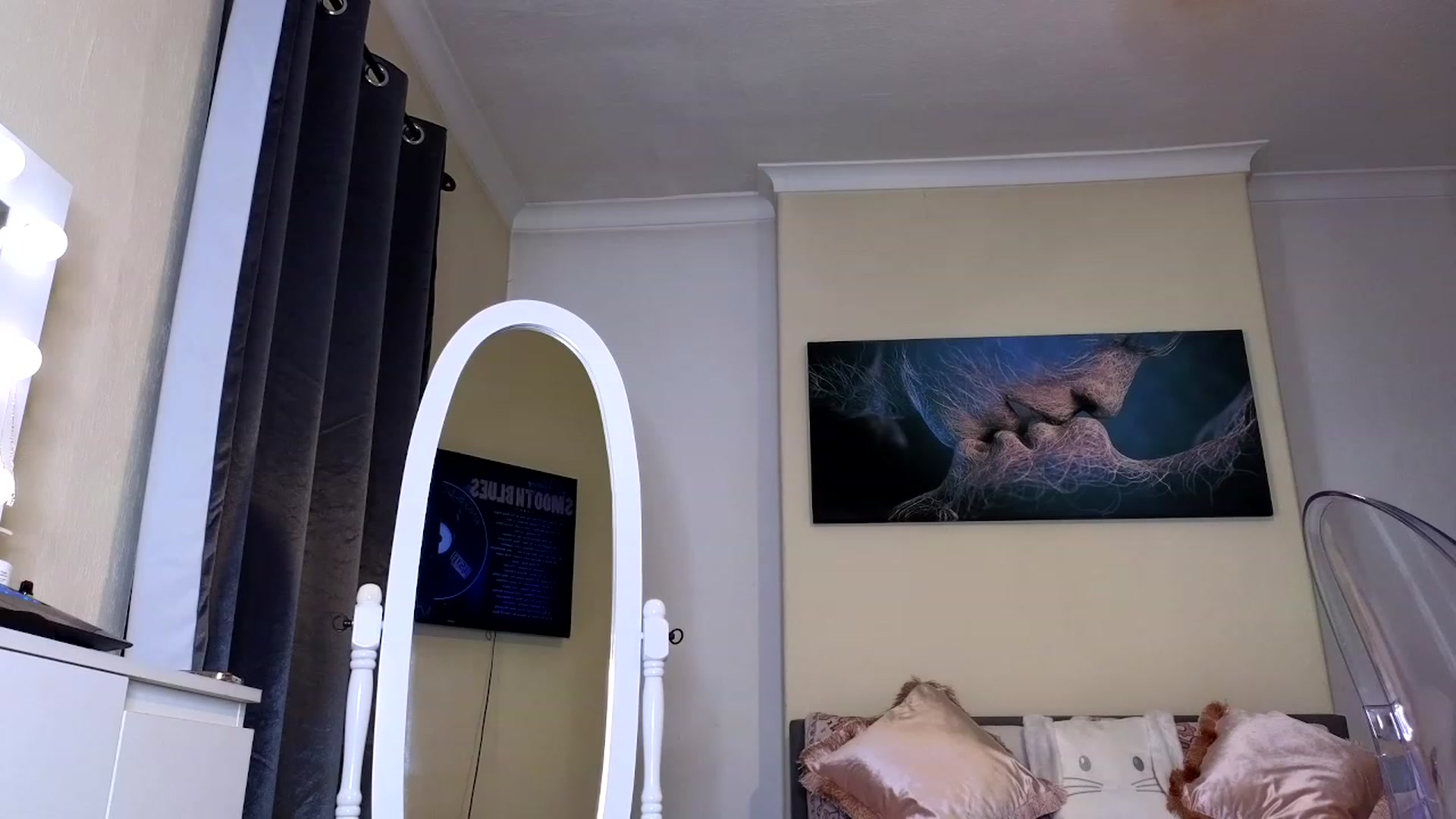 Gallery image thumbnail from Bomb_Ass's myfreecams stream on, 05/12/2023, 23:39 image 14 of 20