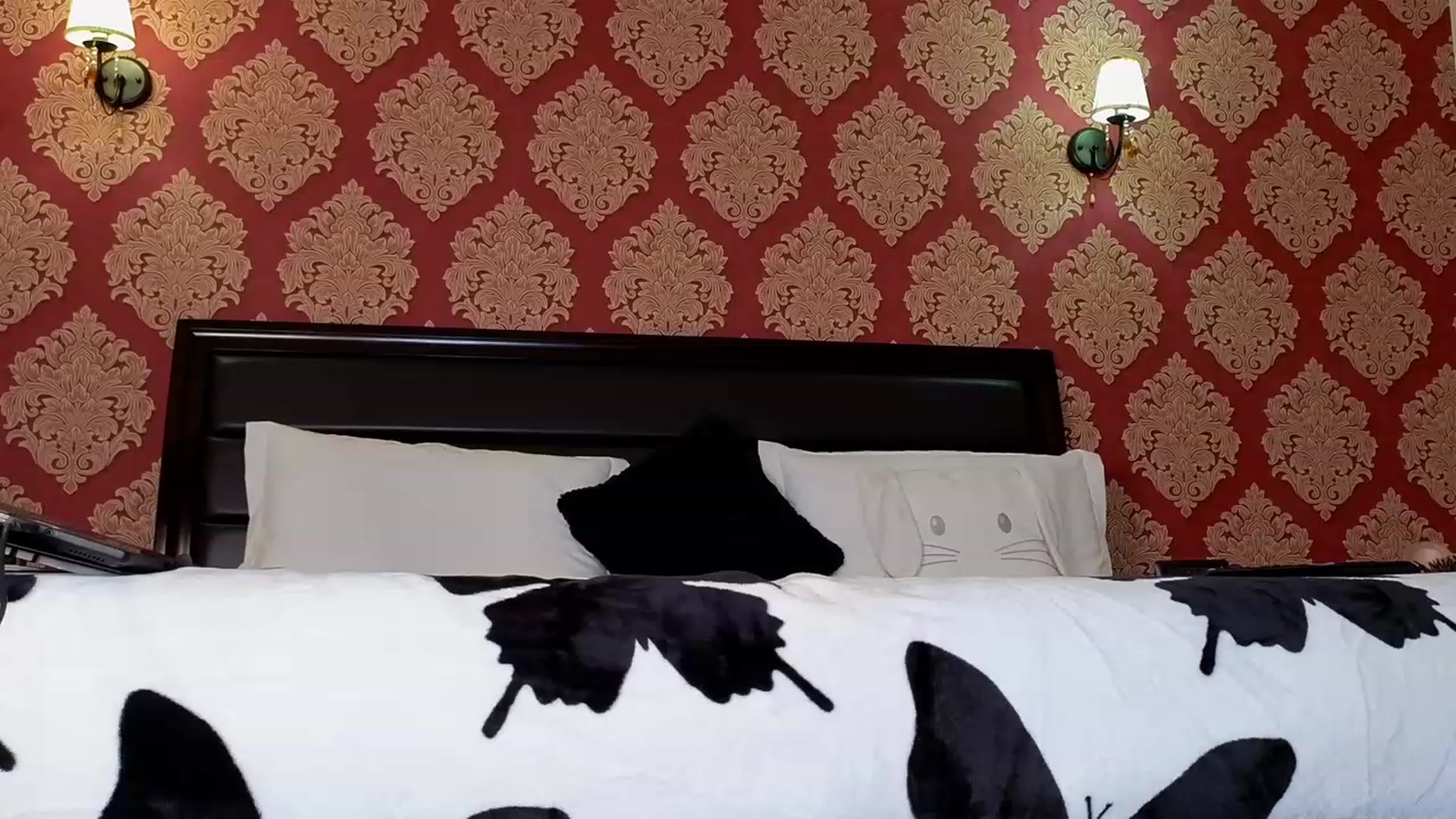 Gallery image thumbnail from Bomb_Ass's myfreecams stream on, 07/15/2023, 24:21 image 19 of 20