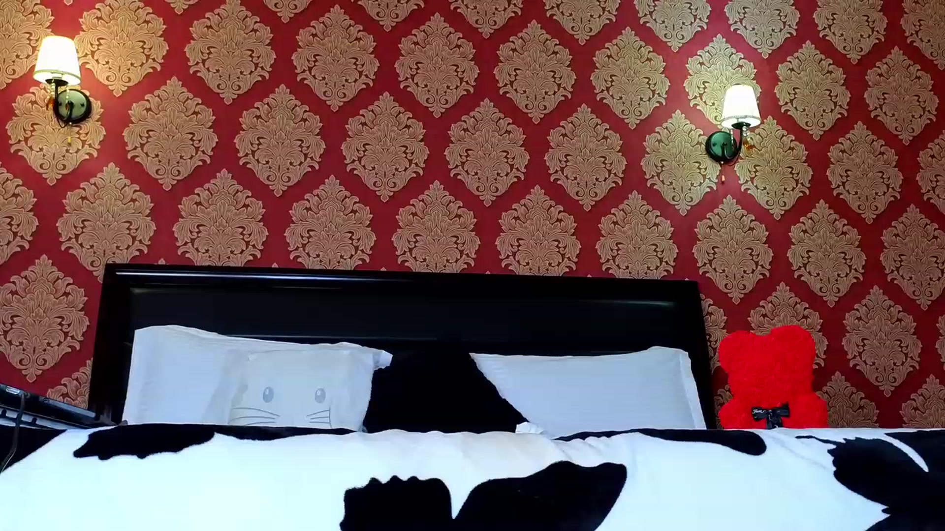 Gallery image thumbnail from Bomb_Ass's myfreecams stream on, 07/21/2023, 23:32 image 19 of 20