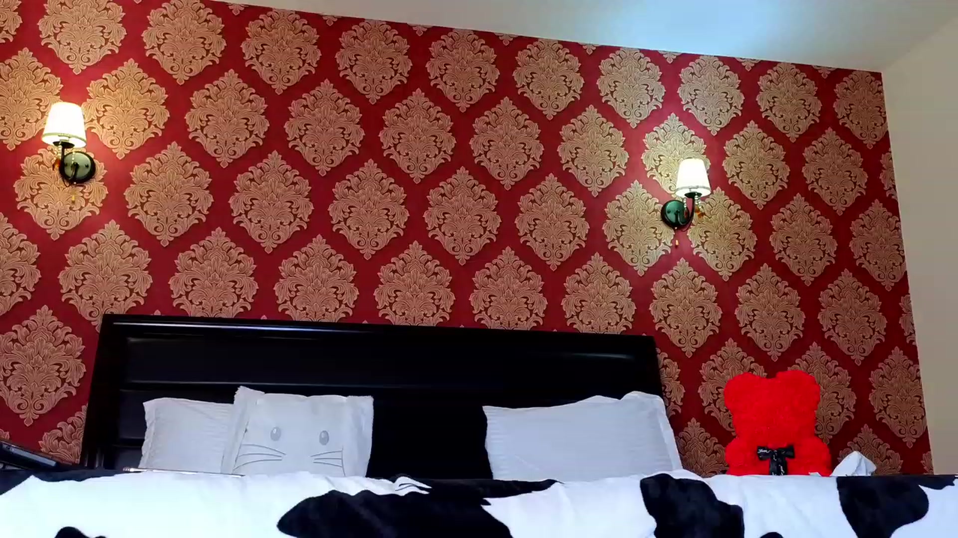 Gallery image thumbnail from Bomb_Ass's myfreecams stream on, 07/30/2023, 21:25 image 18 of 20