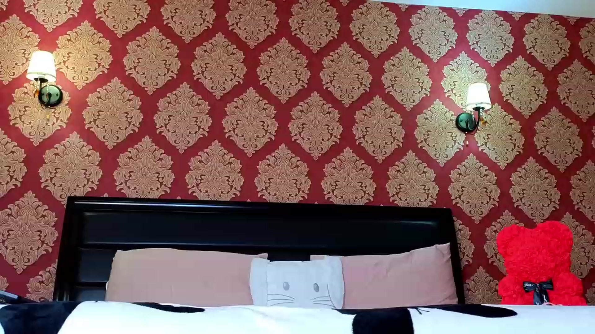 Gallery image thumbnail from Bomb_Ass's myfreecams stream on, 08/23/2023, 23:40 image 16 of 20