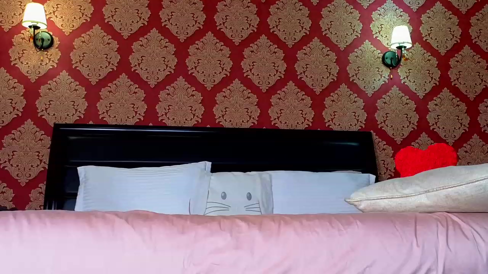 Gallery image thumbnail from Bomb_Ass's myfreecams stream on, 09/27/2023, 23:21 image 16 of 20