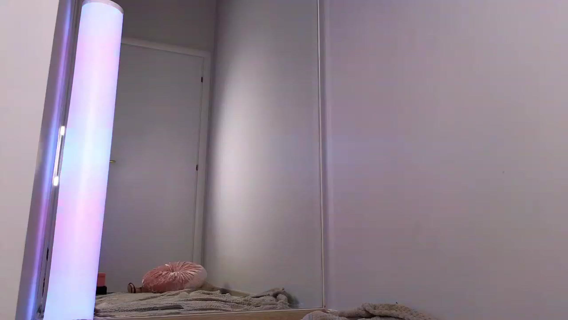 Gallery image thumbnail from Bomb_Ass's myfreecams stream on, 03/08/2024, 22:22 image 19 of 20