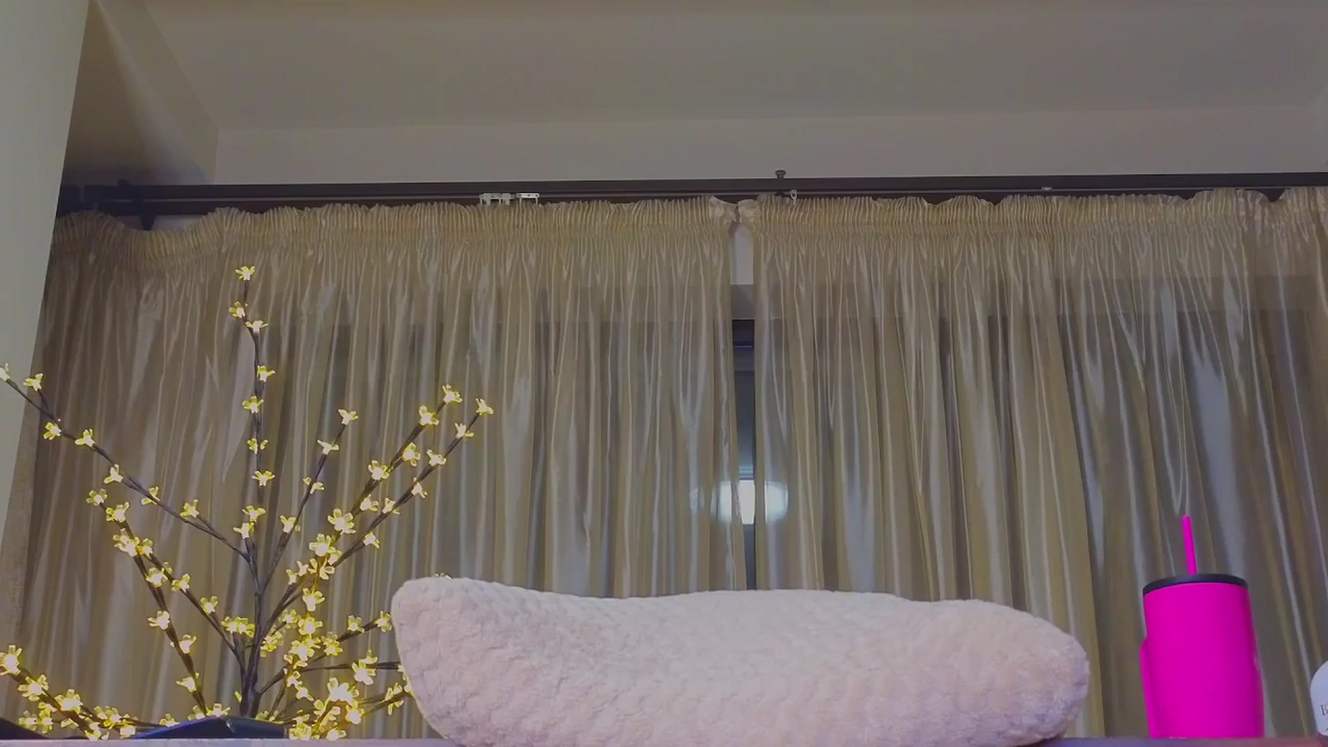Gallery image thumbnail from Bomb_Ass's myfreecams stream on, 10/20/2024, 24:55 image 20 of 20