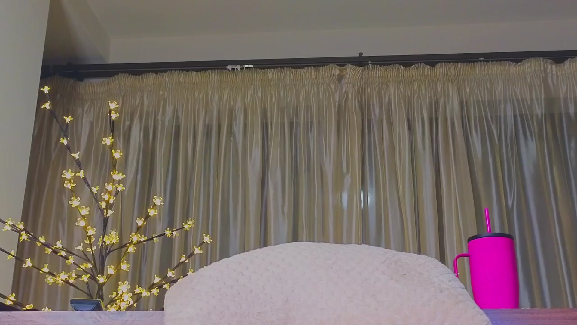Gallery image thumbnail from Bomb_Ass's myfreecams stream on, 10/27/2024, 02:15 image 6 of 20