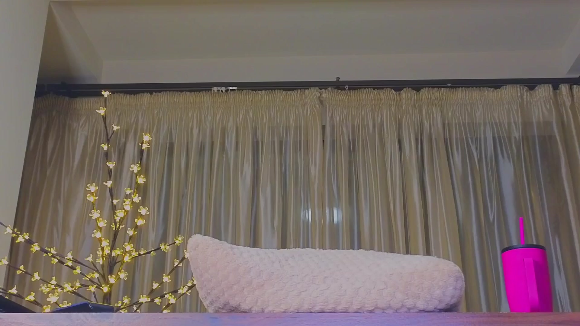 Gallery image thumbnail from Bomb_Ass's myfreecams stream on, 10/28/2024, 03:03 image 13 of 20