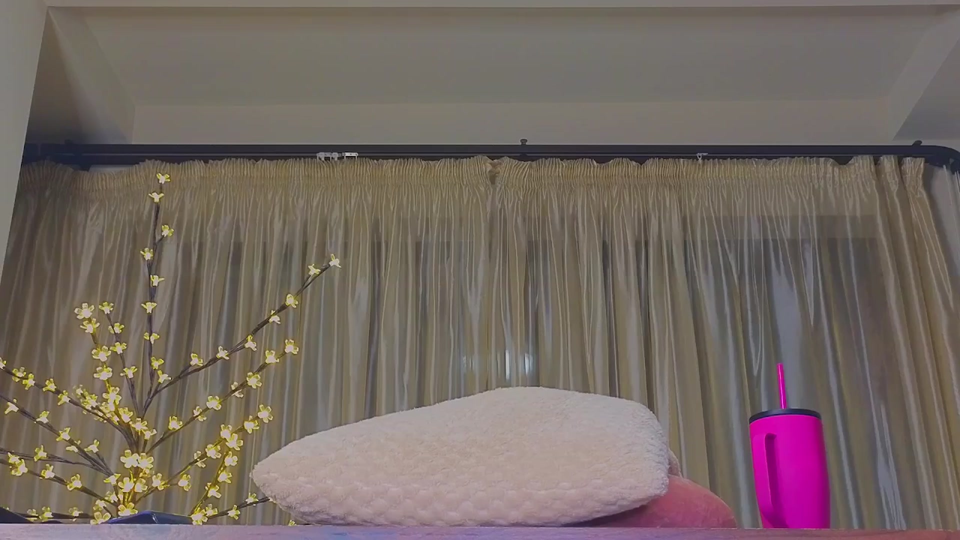 Gallery image thumbnail from Bomb_Ass's myfreecams stream on, 11/12/2024, 20:51 image 20 of 20